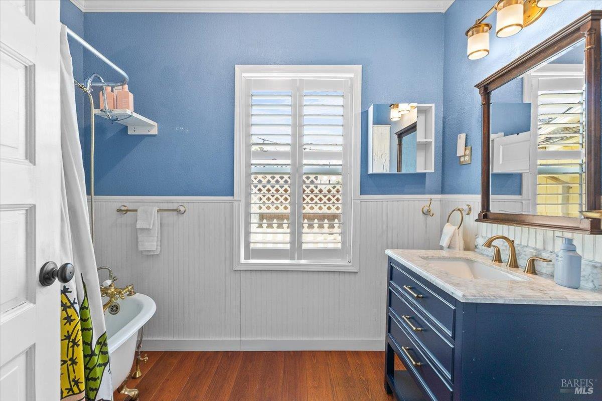 Detail Gallery Image 23 of 38 For 563 Windsor River Rd, Windsor,  CA 95492 - 3 Beds | 3 Baths