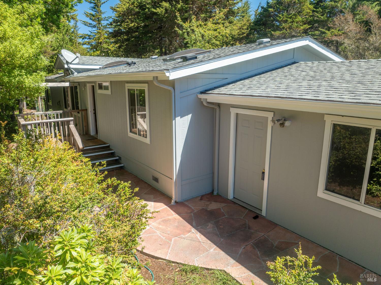 Detail Gallery Image 34 of 37 For 43300 Little River Airport Rd #27,  Little River_1,  CA 95456 - 3 Beds | 2 Baths