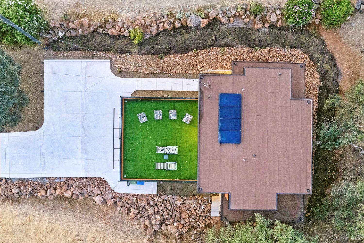 Detail Gallery Image 30 of 35 For 17234 Brookfield Rd, Hidden Valley Lake,  CA 95467 - 3 Beds | 2/1 Baths