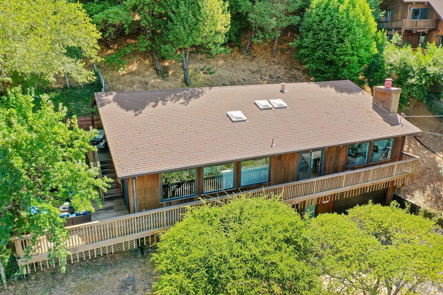 Detail Gallery Image 36 of 37 For 85 Woodside Dr, San Anselmo,  CA 94960 - 3 Beds | 2 Baths