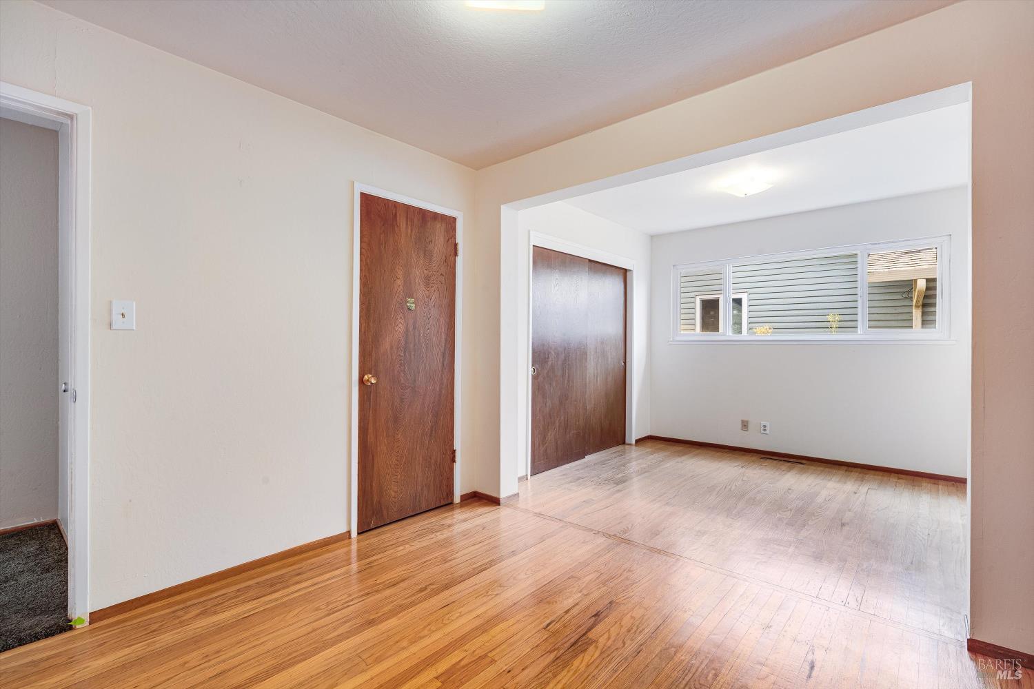 Detail Gallery Image 18 of 27 For 3782 Oxford St, Napa,  CA 94558 - 3 Beds | 2 Baths