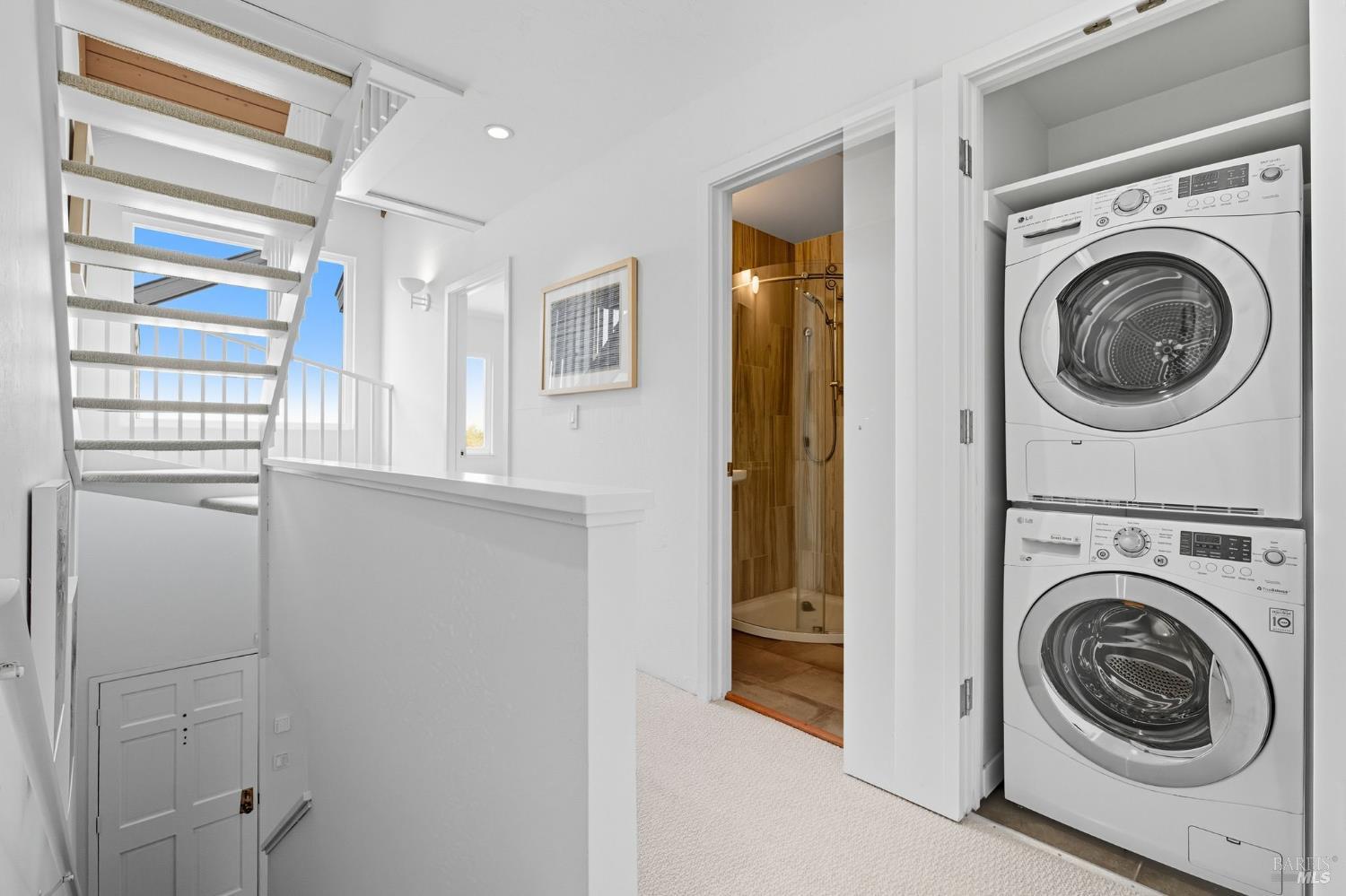 Detail Gallery Image 32 of 51 For 42 Park Ter, Mill Valley,  CA 94941 - 2 Beds | 2/1 Baths