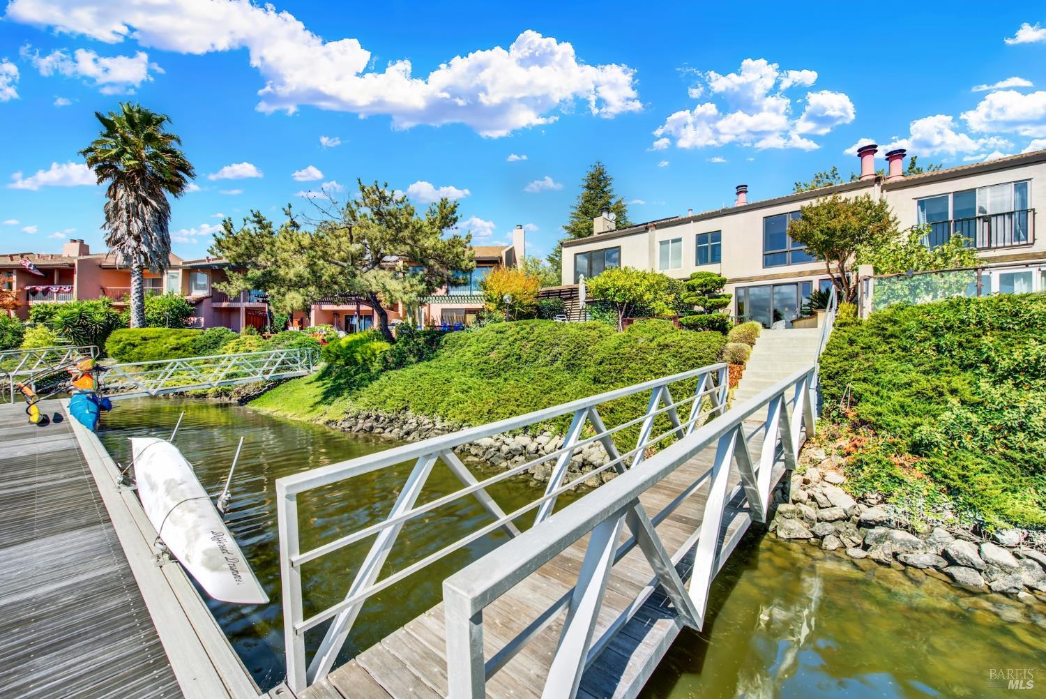 Detail Gallery Image 90 of 97 For 927 Marina Dr, Napa,  CA 94559 - 3 Beds | 2/1 Baths