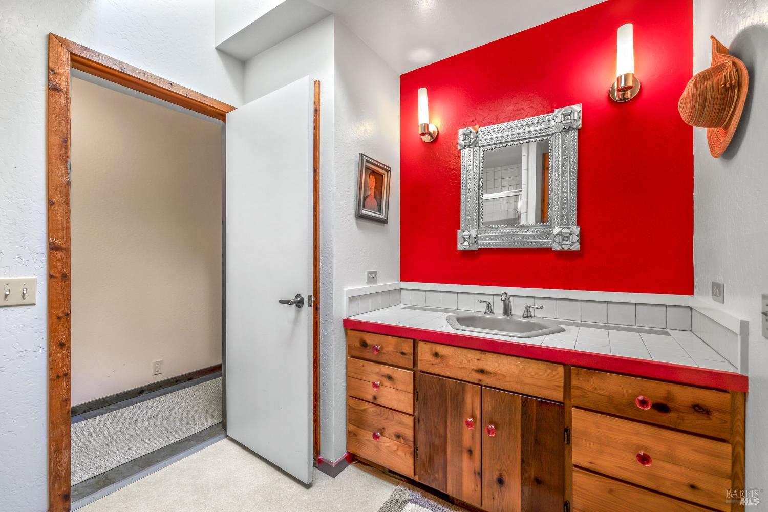 Detail Gallery Image 21 of 43 For 17451 Redwood Springs Dr, Fort Bragg,  CA 95437 - 4 Beds | 4 Baths