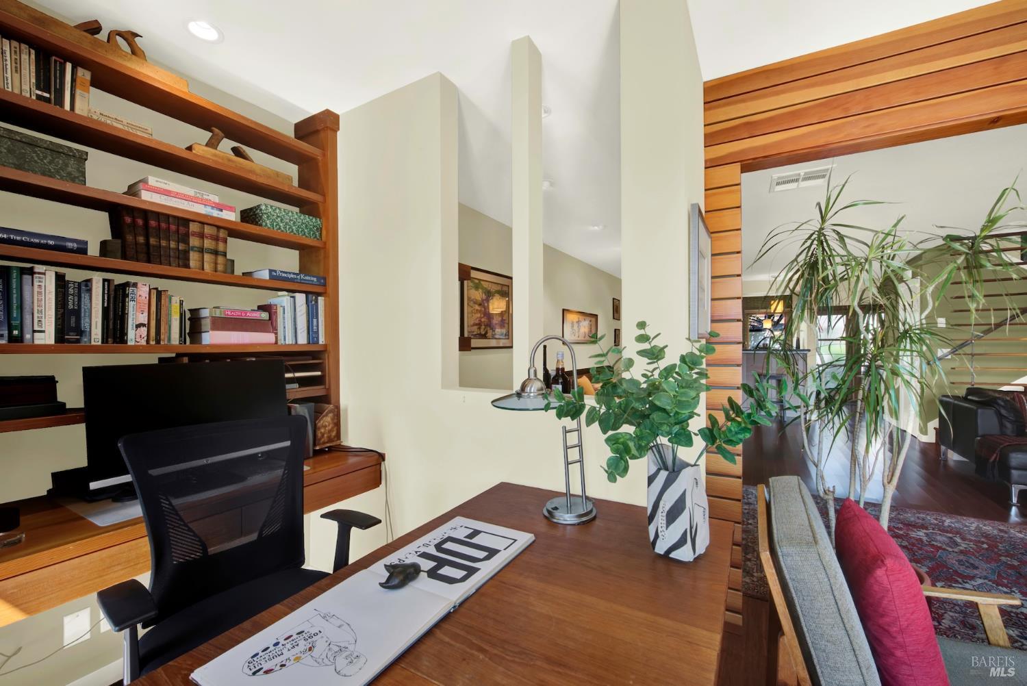 Detail Gallery Image 29 of 97 For 927 Marina Dr, Napa,  CA 94559 - 3 Beds | 2/1 Baths
