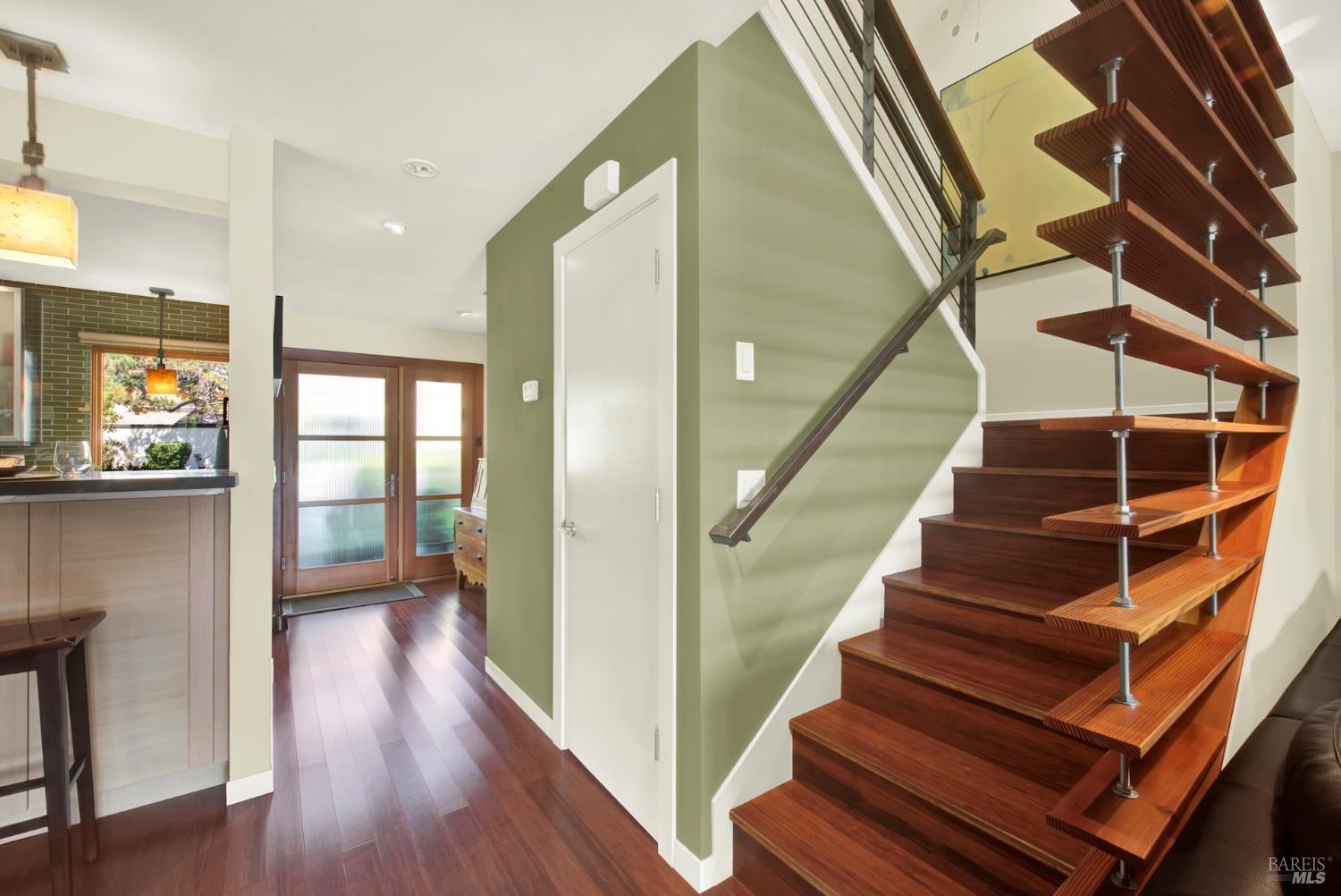 Detail Gallery Image 23 of 97 For 927 Marina Dr, Napa,  CA 94559 - 3 Beds | 2/1 Baths