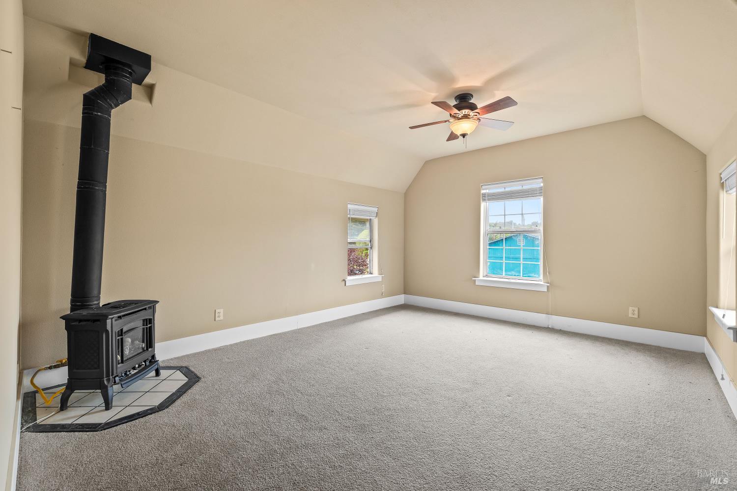 Detail Gallery Image 13 of 31 For 19251 S Highway 1 Hwy, Manchester,  CA 95459 - 2 Beds | 1/1 Baths