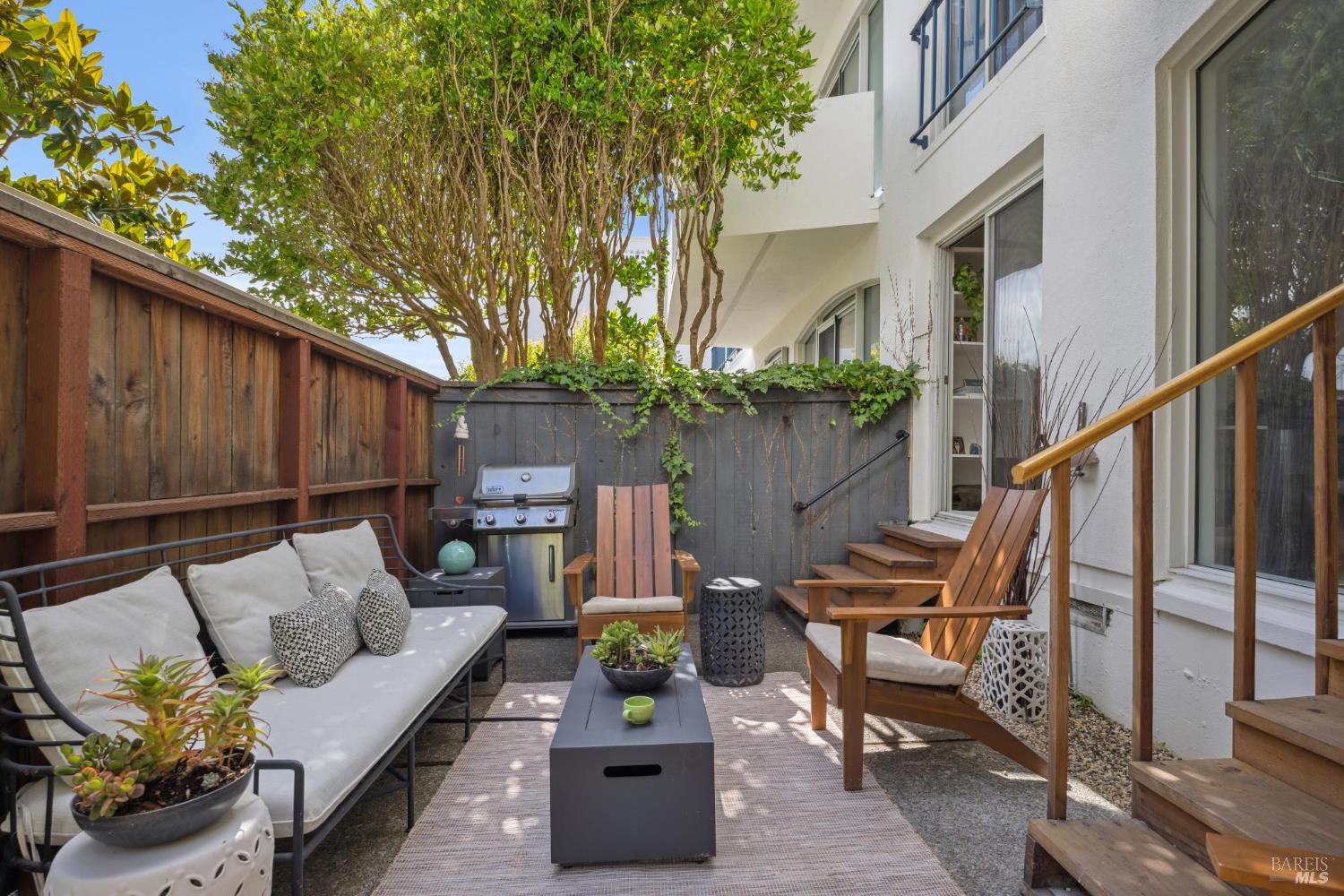 Detail Gallery Image 58 of 76 For 2108 Shelter Bay Ave, Mill Valley,  CA 94941 - 2 Beds | 2 Baths