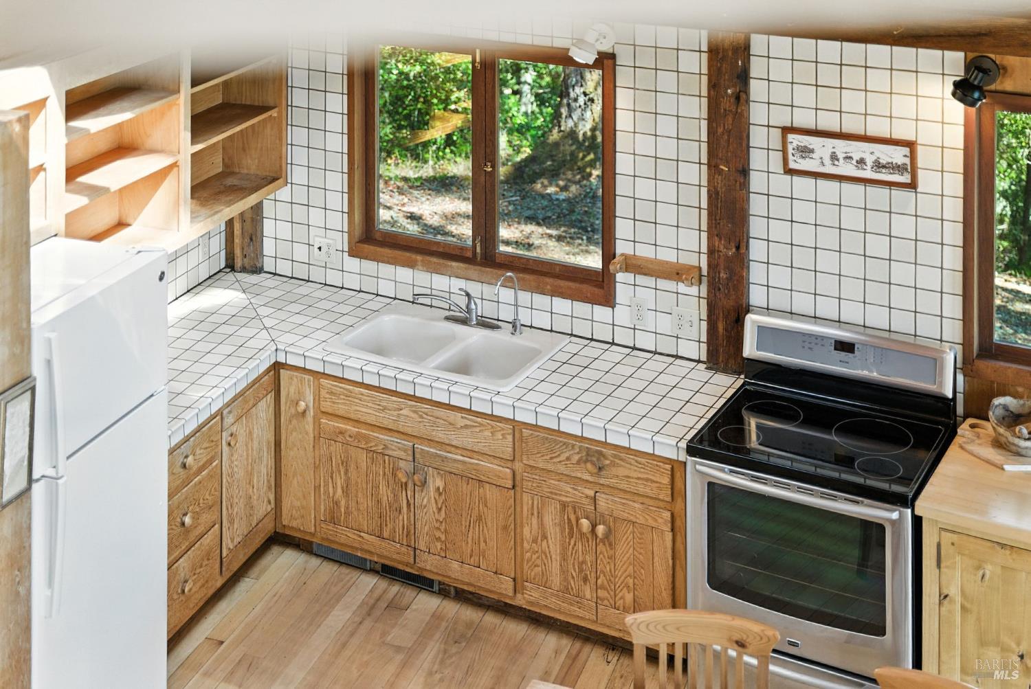 Detail Gallery Image 19 of 37 For 175 Portola Ave, Lagunitas,  CA 94938 - 1 Beds | 1 Baths