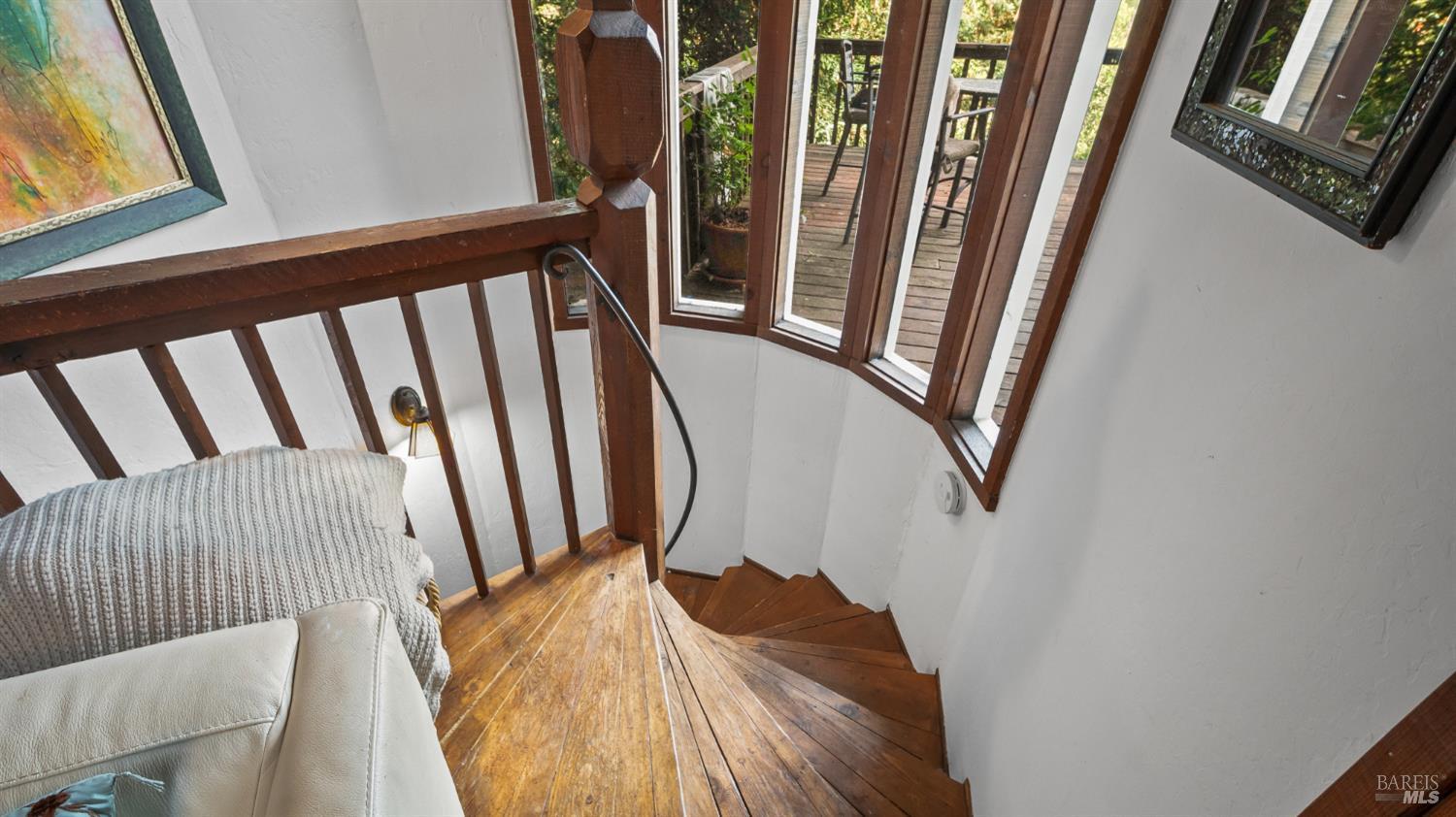 Detail Gallery Image 24 of 39 For 100 Carson Rd, Woodacre,  CA 94973 - 4 Beds | 3 Baths