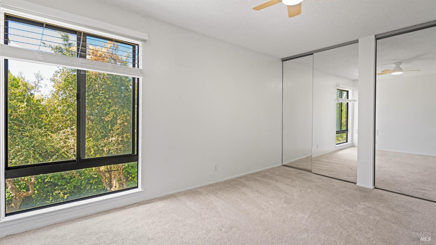 Detail Gallery Image 21 of 33 For 900 Southampton Rd #110,  Benicia,  CA 94510 - 2 Beds | 1/1 Baths