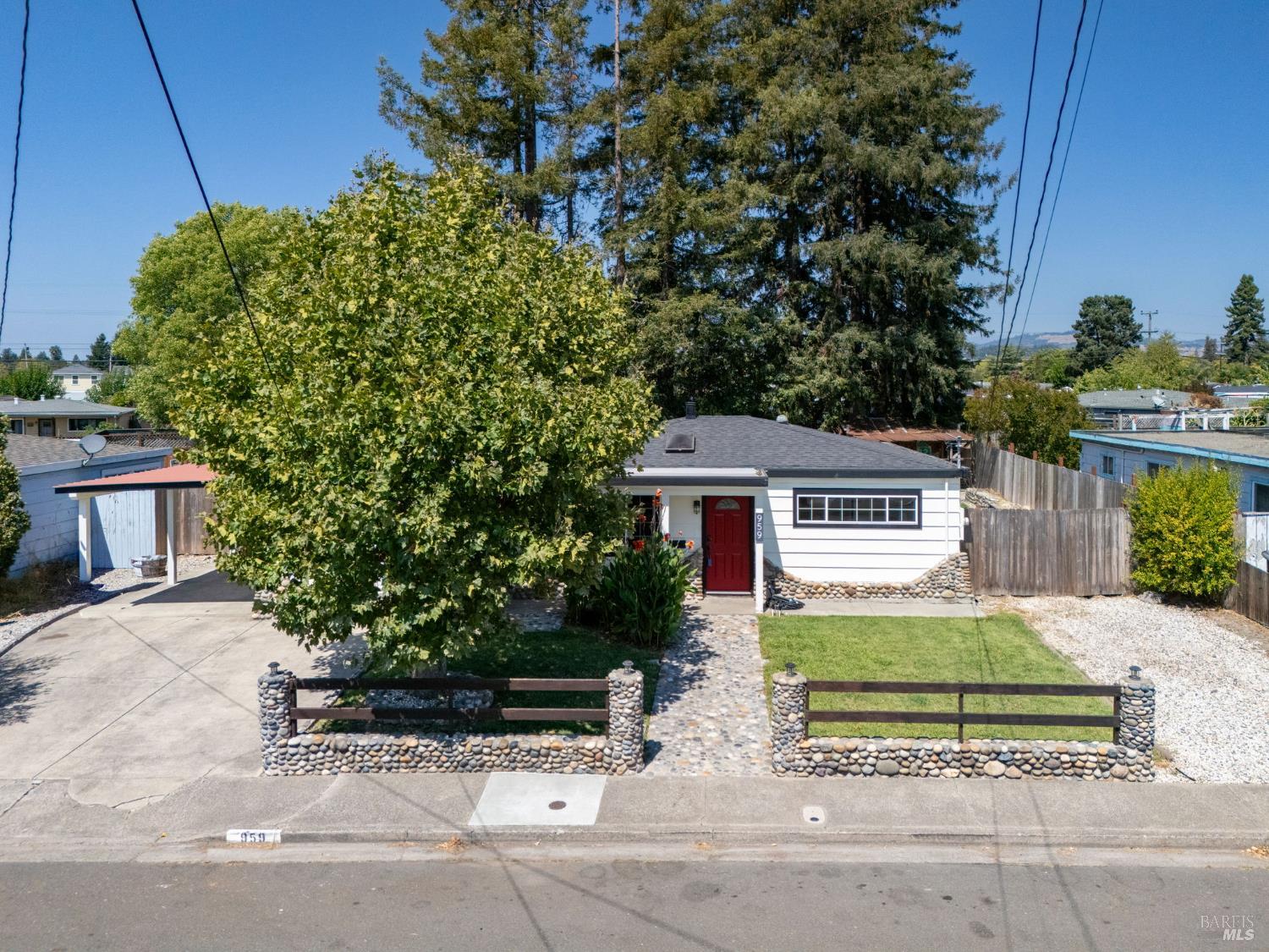 Detail Gallery Image 30 of 32 For 959 San Clemente Dr, Santa Rosa,  CA 95404 - 3 Beds | 2 Baths