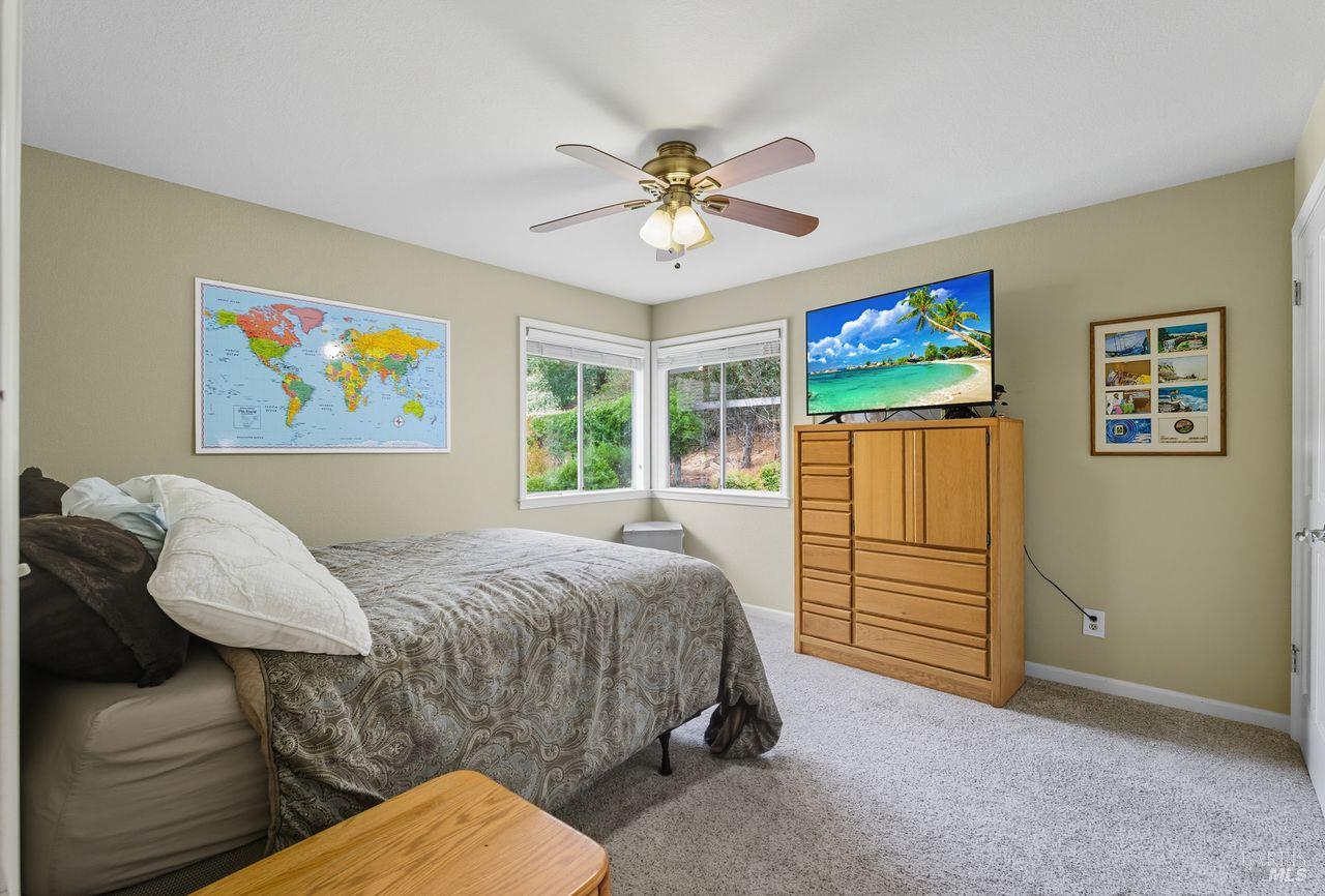 Detail Gallery Image 40 of 63 For 4774 Carissa Ave, Santa Rosa,  CA 95405 - 4 Beds | 2/1 Baths