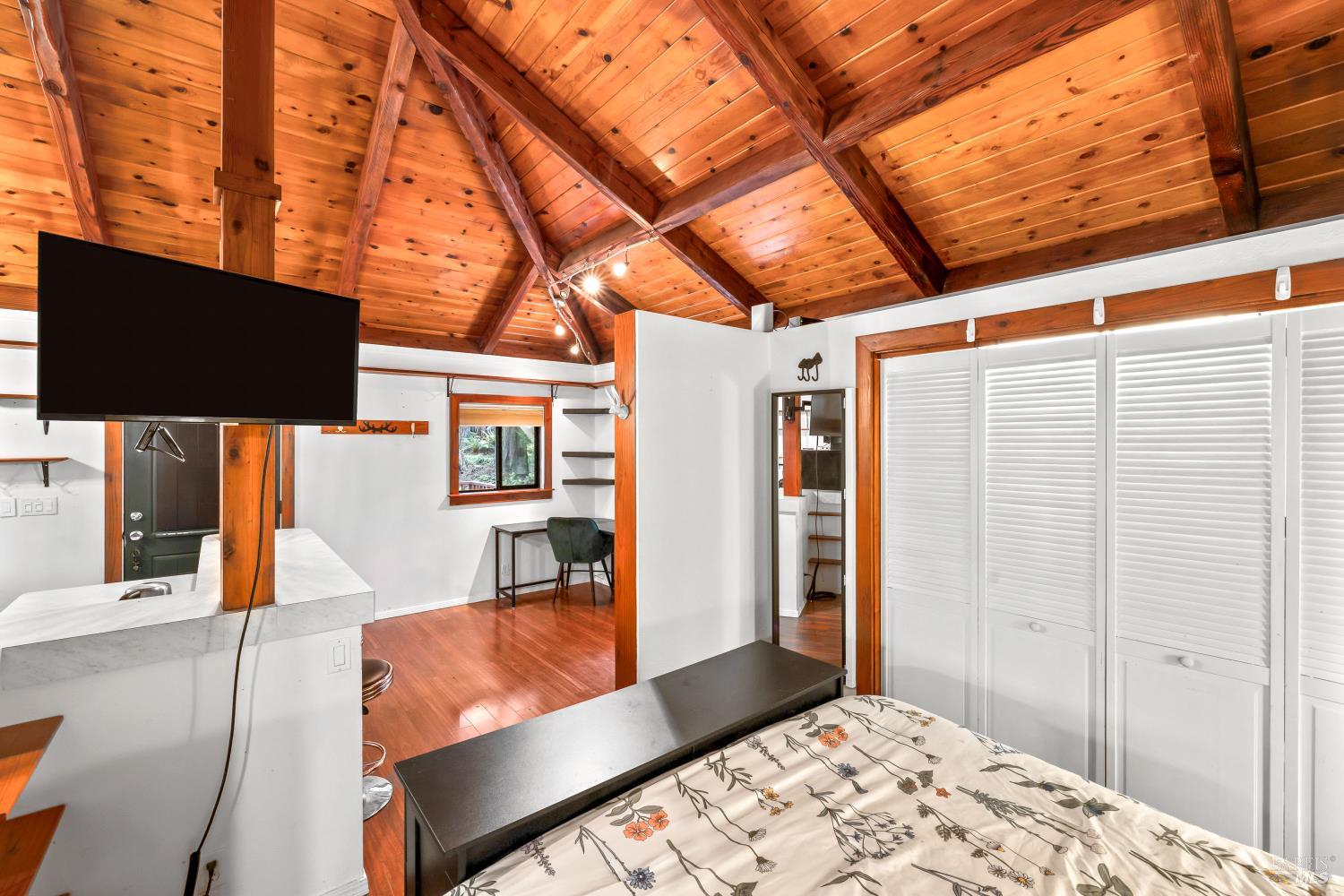 Detail Gallery Image 36 of 43 For 17451 Redwood Springs Dr, Fort Bragg,  CA 95437 - 4 Beds | 4 Baths