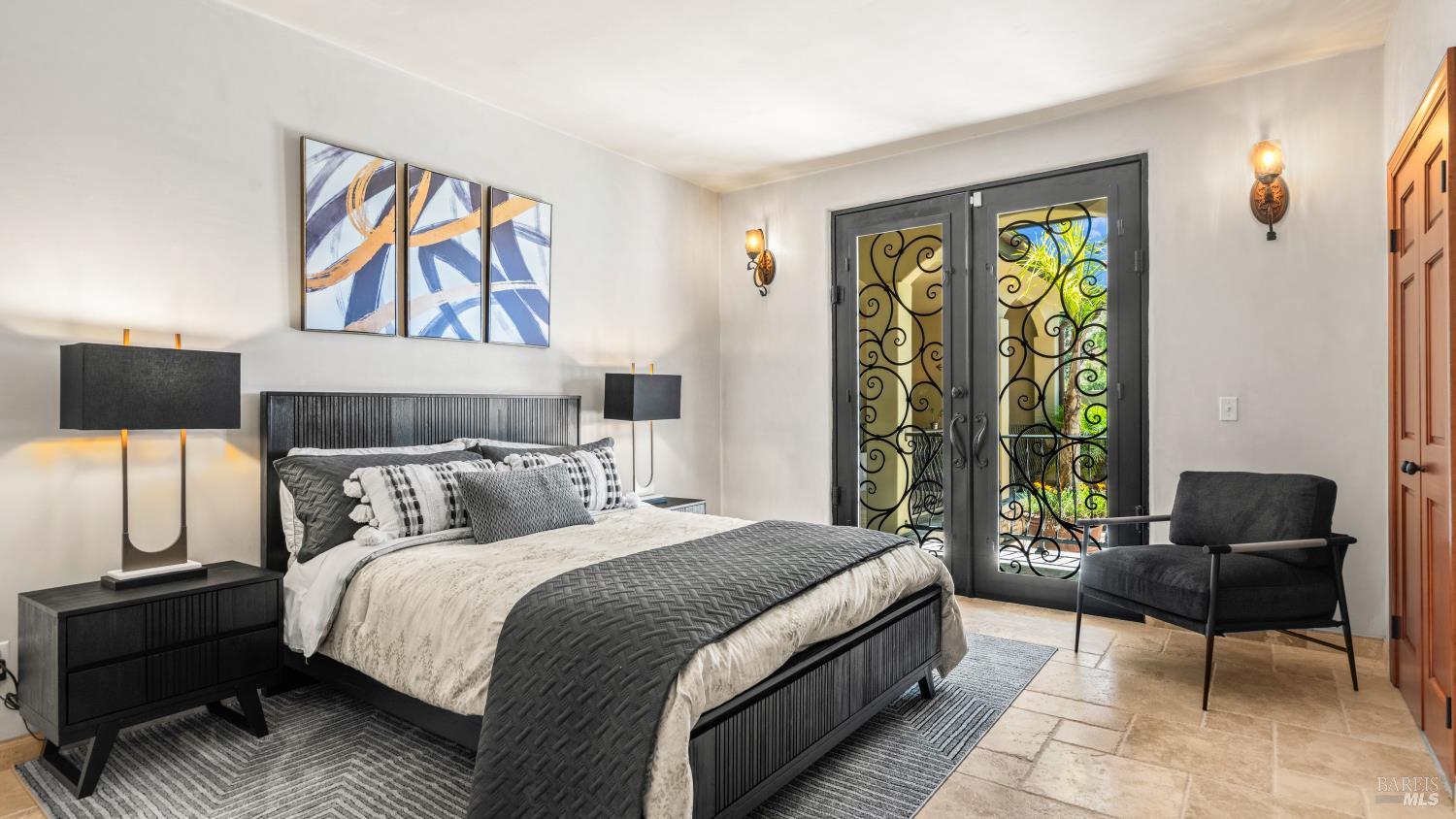 Detail Gallery Image 32 of 93 For 1455 Valley Ford Freestone Rd, Bodega,  CA 94922 - 4 Beds | 3/1 Baths