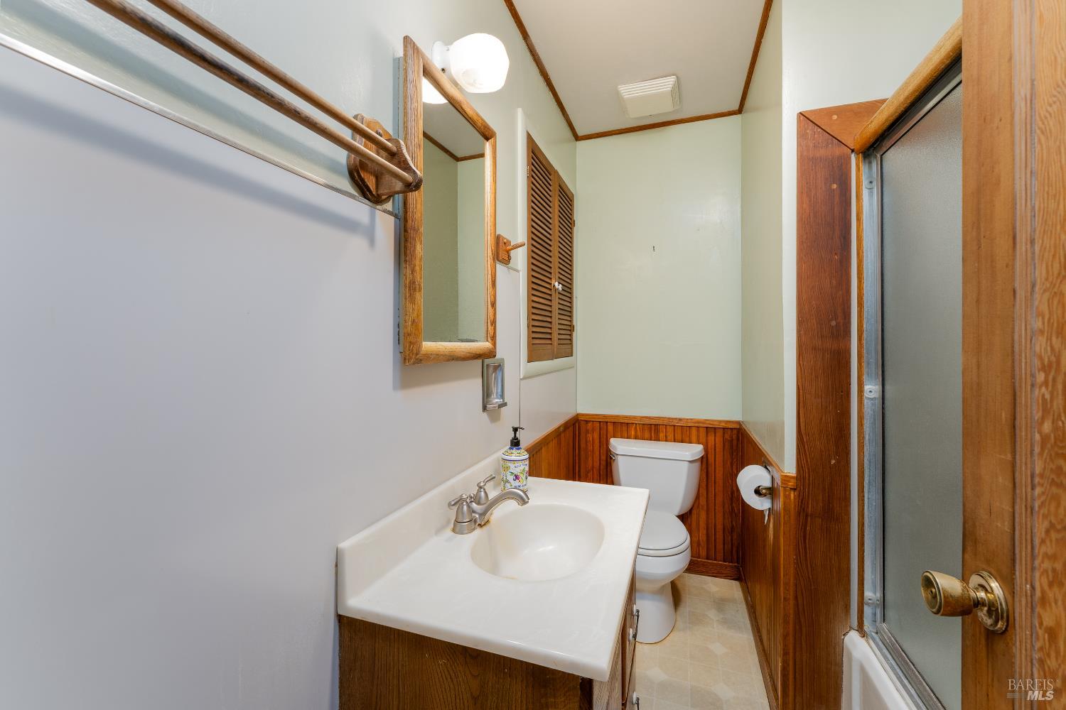 Detail Gallery Image 10 of 27 For 1240 Helen Ave, Ukiah,  CA 95482 - 3 Beds | 2 Baths