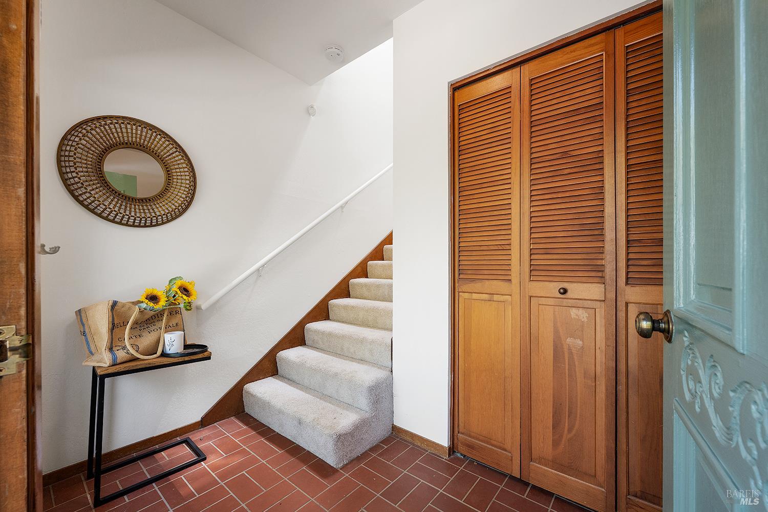 Detail Gallery Image 4 of 37 For 85 Woodside Dr, San Anselmo,  CA 94960 - 3 Beds | 2 Baths