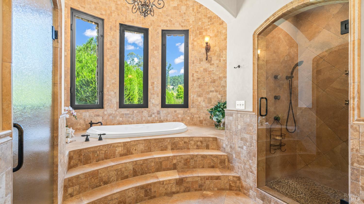 Detail Gallery Image 38 of 93 For 1455 Valley Ford Freestone Rd, Bodega,  CA 94922 - 4 Beds | 3/1 Baths