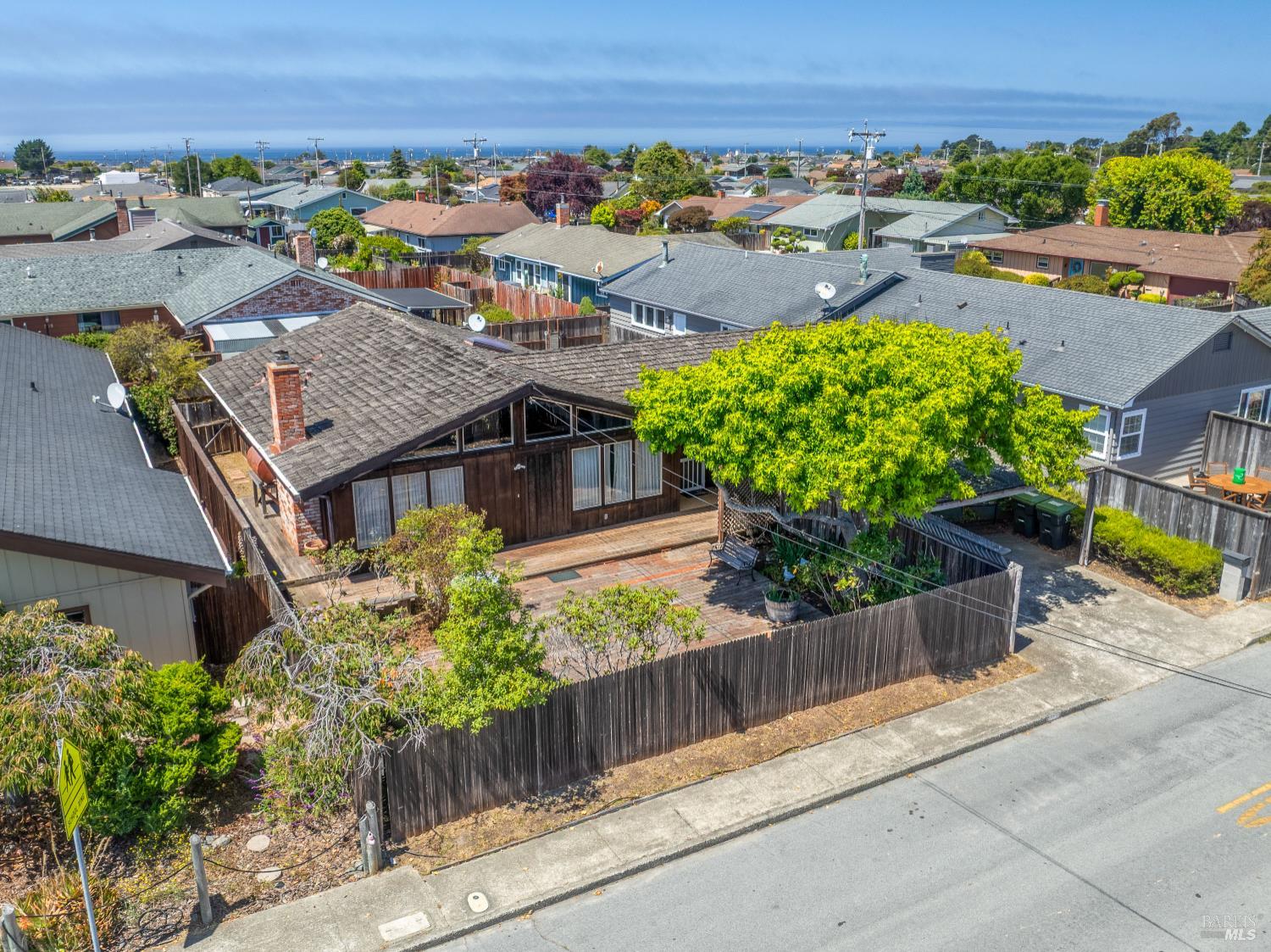 Detail Gallery Image 28 of 33 For 215 S Sanderson Way, Fort Bragg,  CA 95437 - 3 Beds | 1/1 Baths