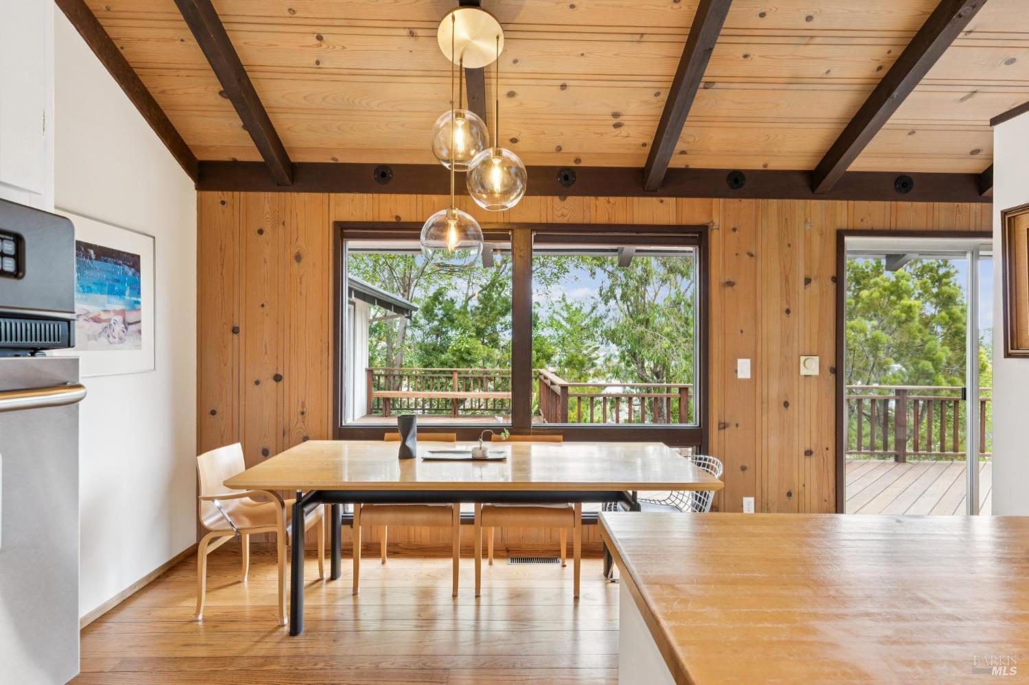 Detail Gallery Image 22 of 53 For 1 Carolyn Ln, Mill Valley,  CA 94941 - 4 Beds | 3 Baths
