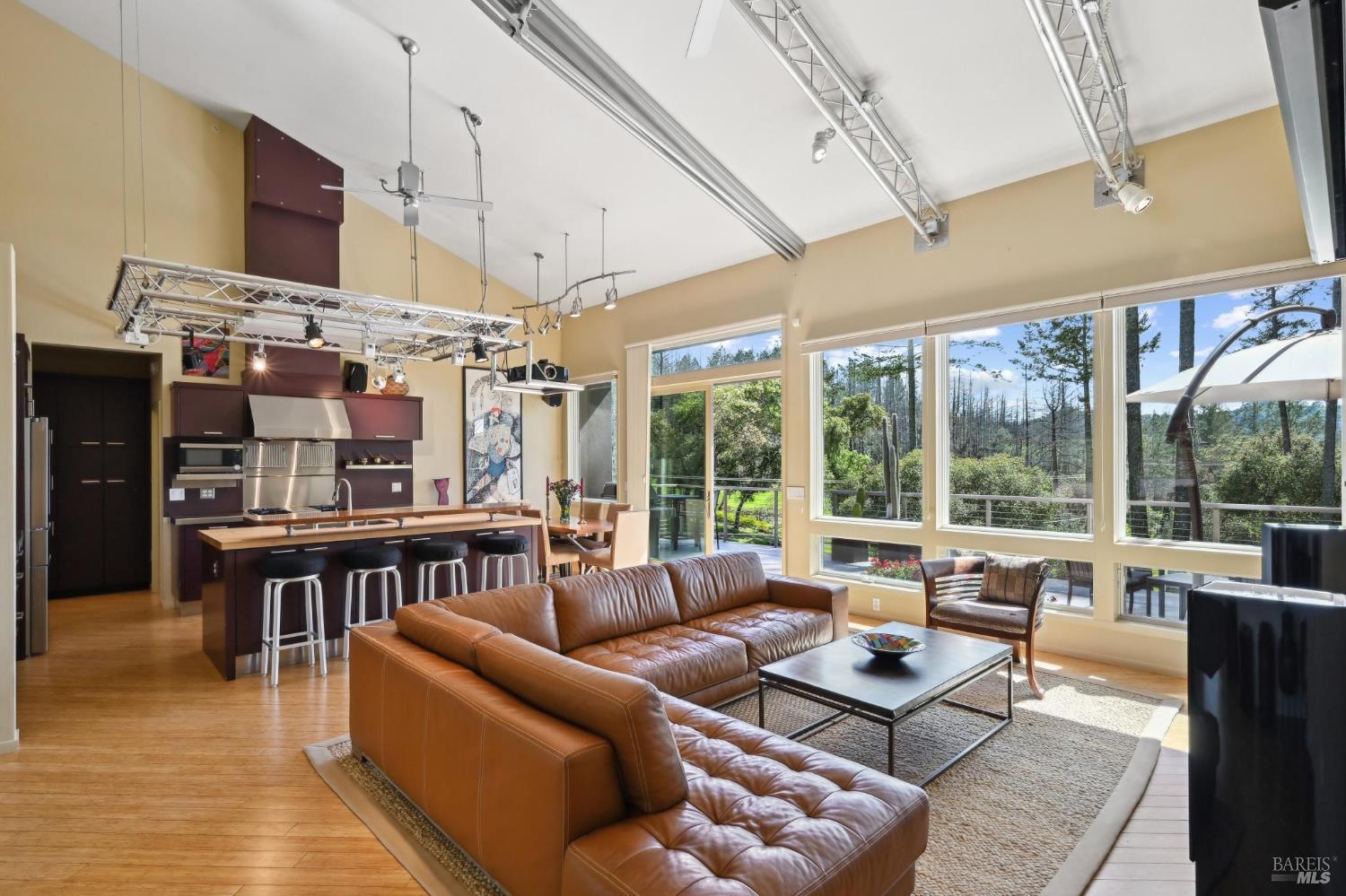 Detail Gallery Image 21 of 83 For 5940 Erland Rd, Santa Rosa,  CA 95404 - 2 Beds | 2/1 Baths
