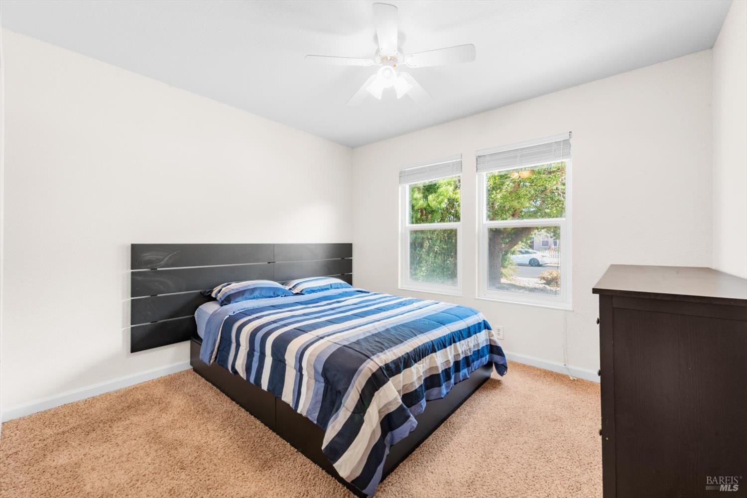 Detail Gallery Image 21 of 46 For 420 Temple Dr, Vacaville,  CA 95687 - 3 Beds | 2 Baths