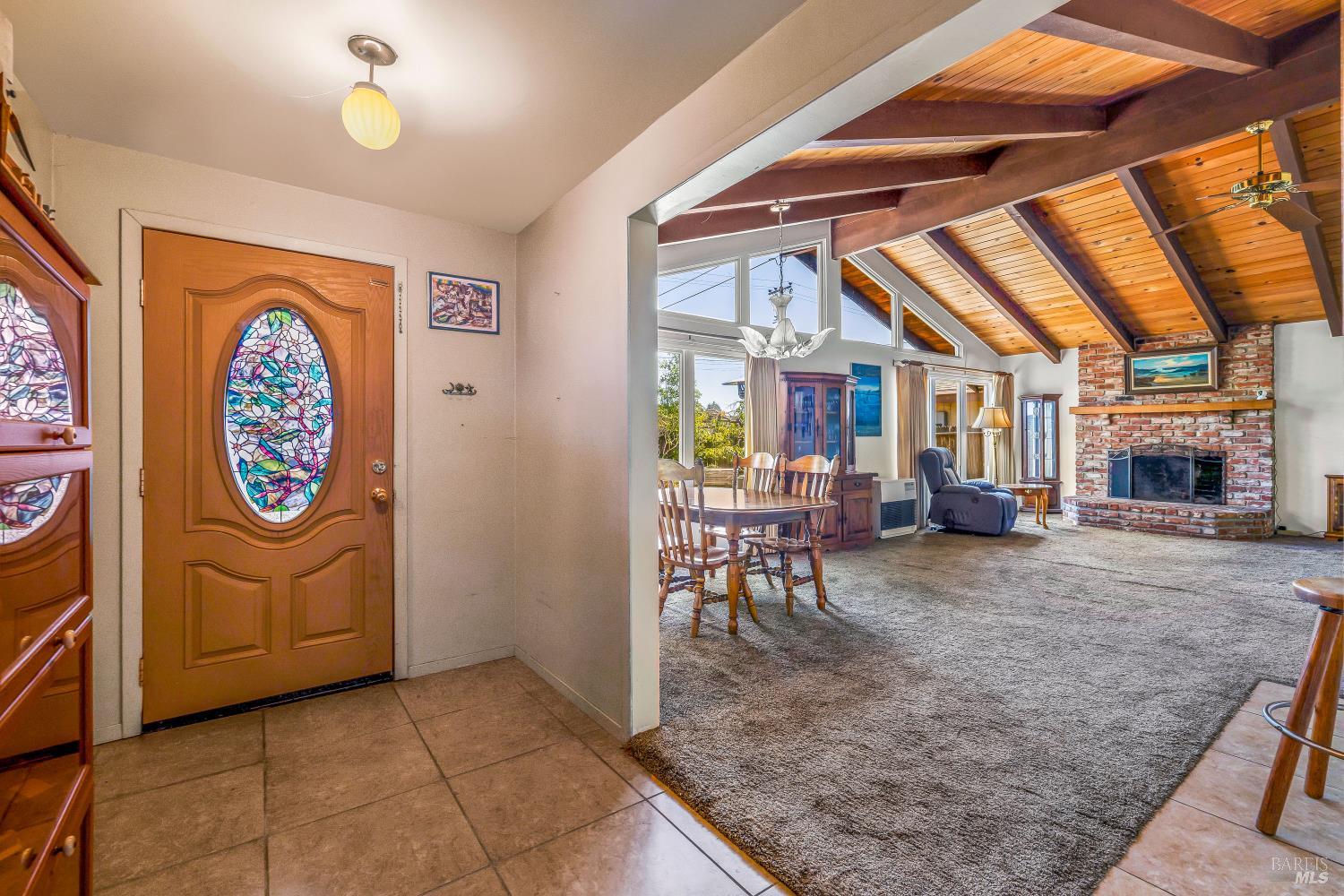 Detail Gallery Image 3 of 33 For 215 S Sanderson Way, Fort Bragg,  CA 95437 - 3 Beds | 1/1 Baths