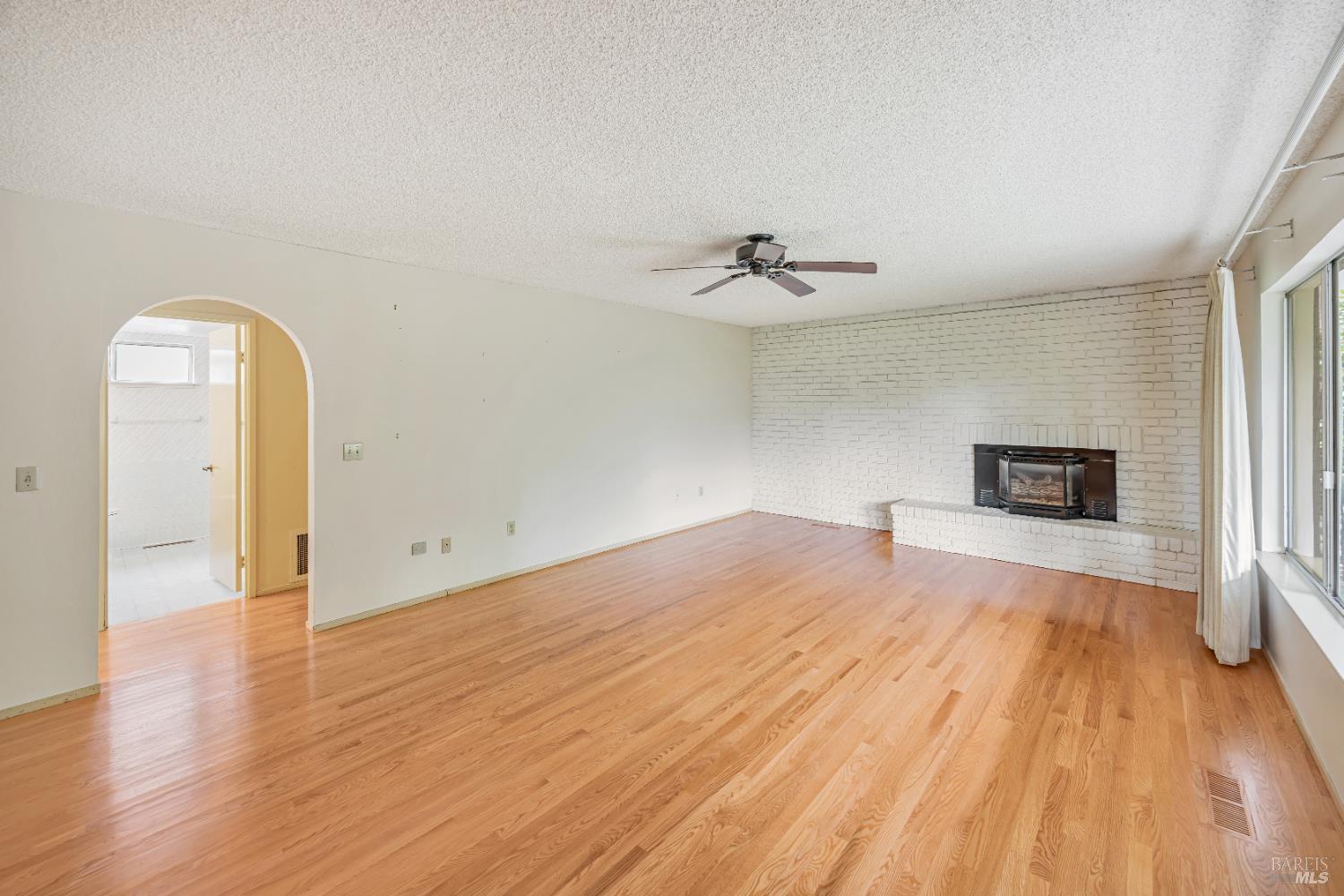 Detail Gallery Image 10 of 99 For 2719 Rancho Cabeza Dr, Santa Rosa,  CA 95404 - 3 Beds | 3 Baths
