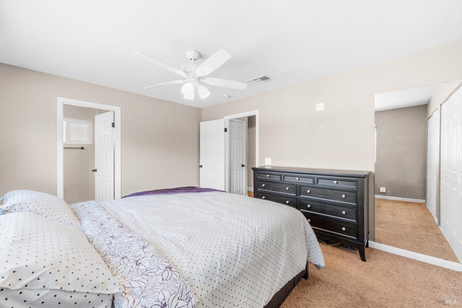 Detail Gallery Image 25 of 46 For 420 Temple Dr, Vacaville,  CA 95687 - 3 Beds | 2 Baths