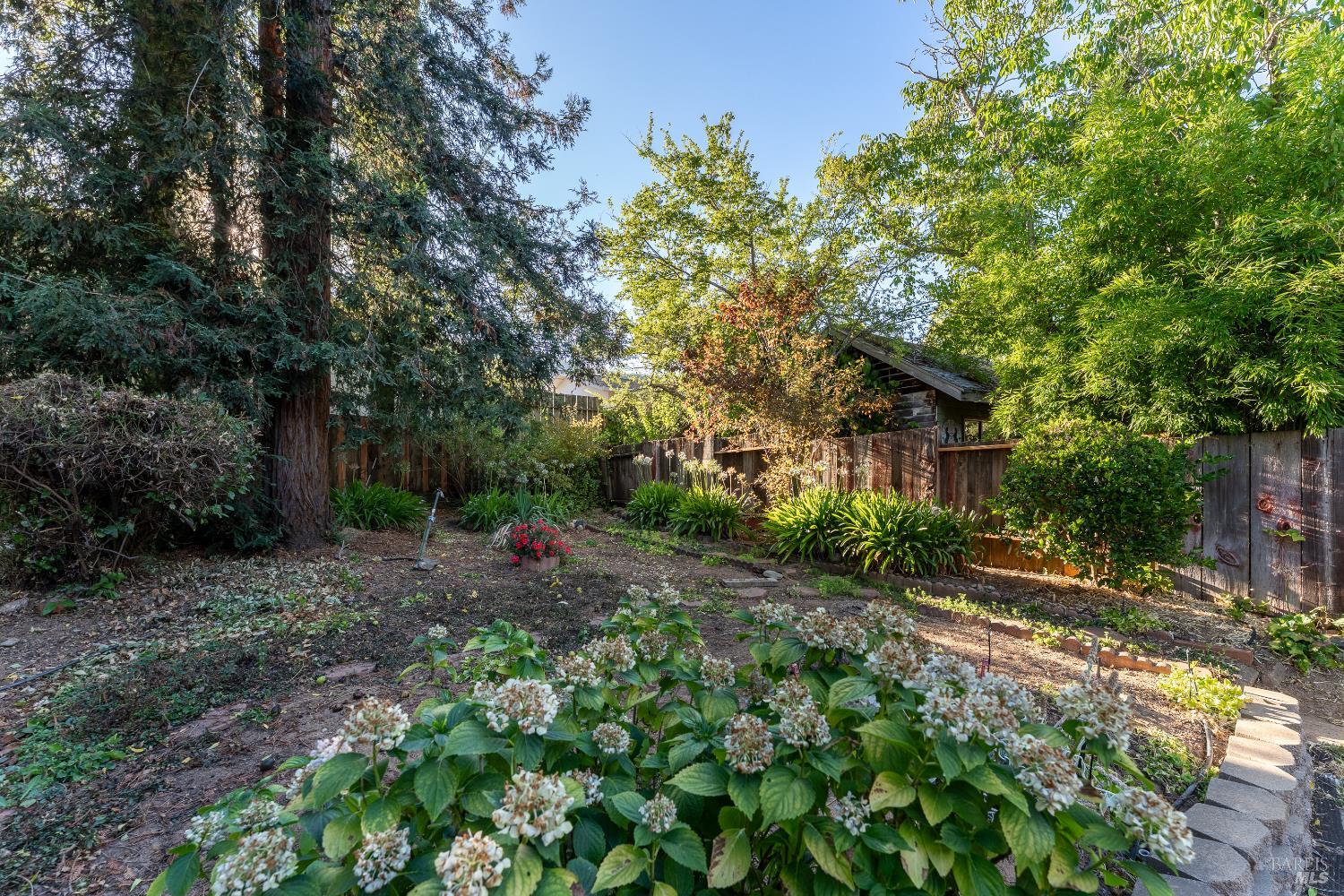 Detail Gallery Image 22 of 27 For 1240 Helen Ave, Ukiah,  CA 95482 - 3 Beds | 2 Baths