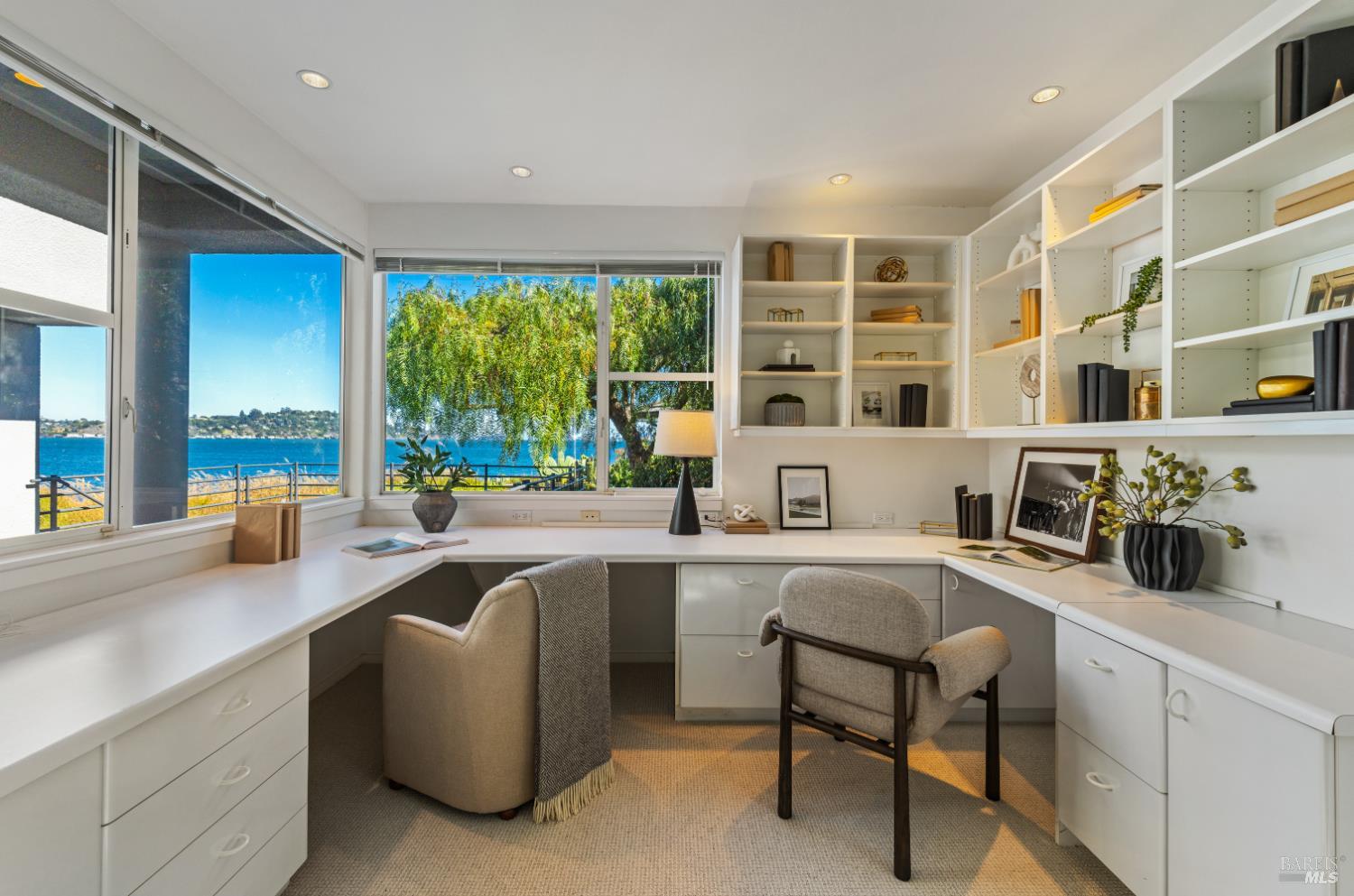 Detail Gallery Image 36 of 54 For 30 Heron Dr, Mill Valley,  CA 94941 - 5 Beds | 3/1 Baths