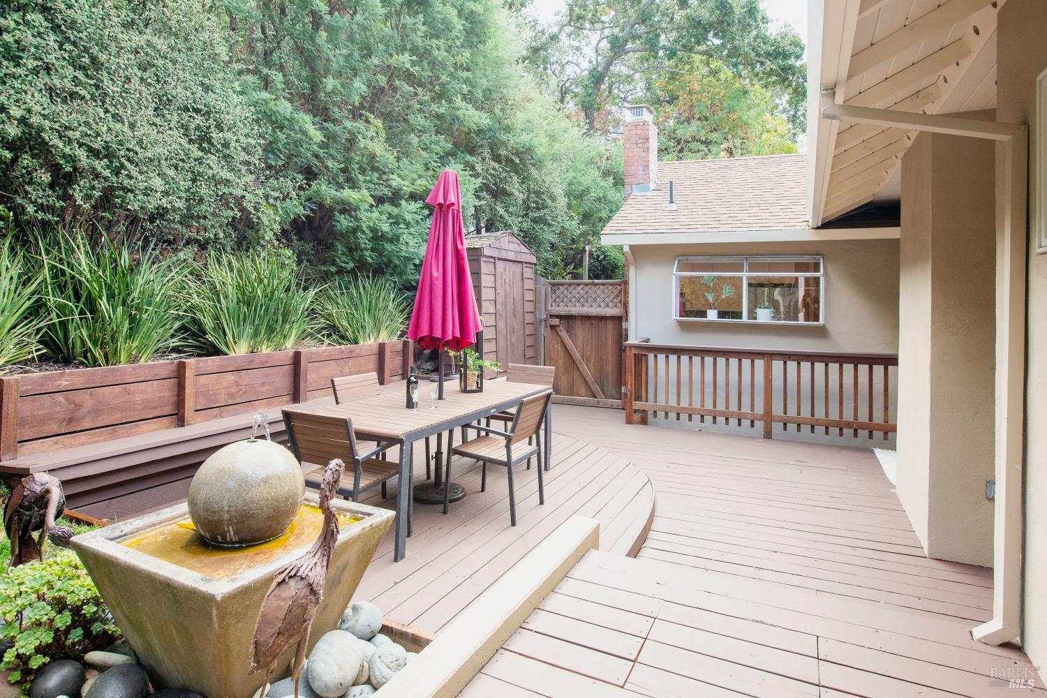 Detail Gallery Image 22 of 30 For 2 Alvina Ave, San Rafael,  CA 94901 - 3 Beds | 2/1 Baths