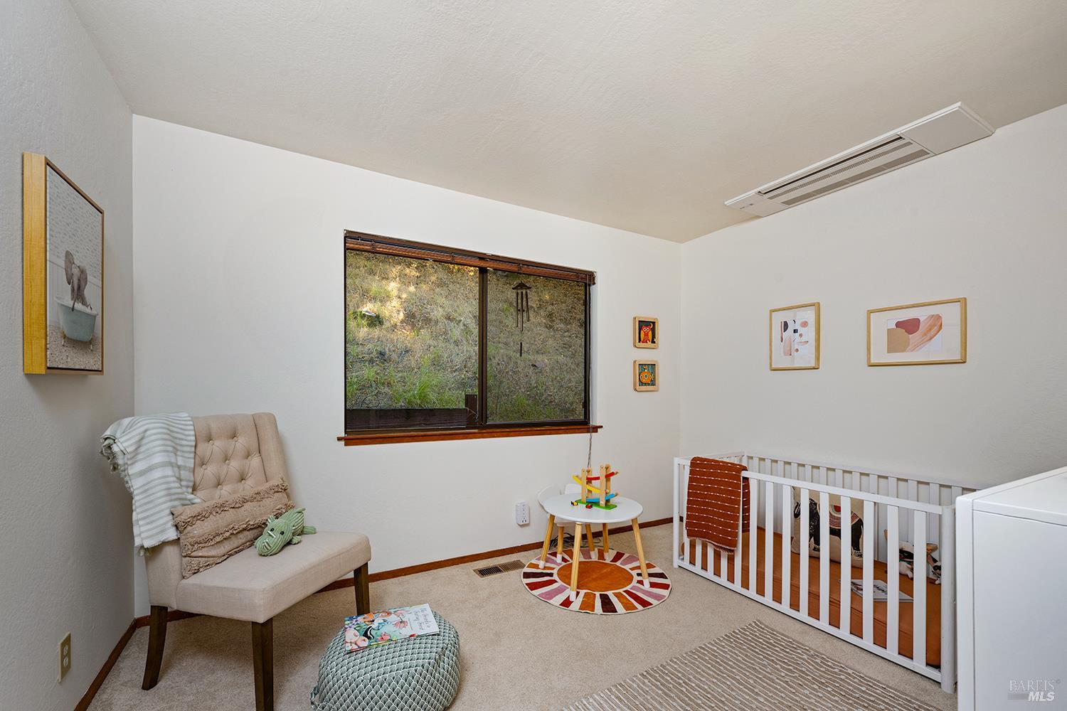 Detail Gallery Image 27 of 37 For 85 Woodside Dr, San Anselmo,  CA 94960 - 3 Beds | 2 Baths
