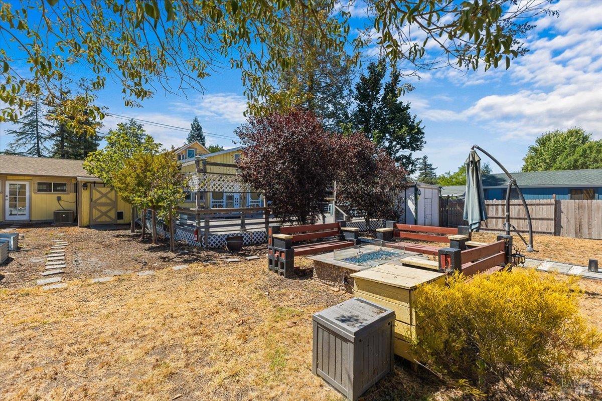 Detail Gallery Image 35 of 38 For 563 Windsor River Rd, Windsor,  CA 95492 - 3 Beds | 3 Baths