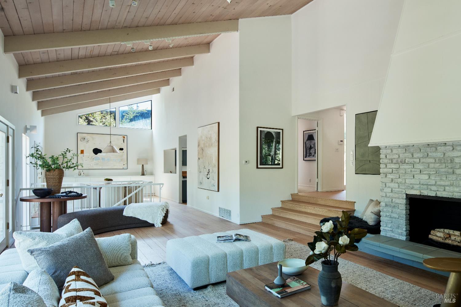 Detail Gallery Image 5 of 34 For 72 Quisisana Dr, Kentfield,  CA 94904 - 4 Beds | 2/1 Baths