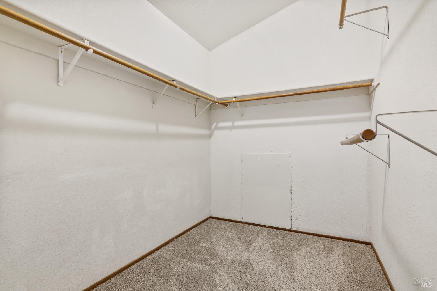 Detail Gallery Image 30 of 45 For 744 Jasmine Ct, Benicia,  CA 94510 - 3 Beds | 2 Baths