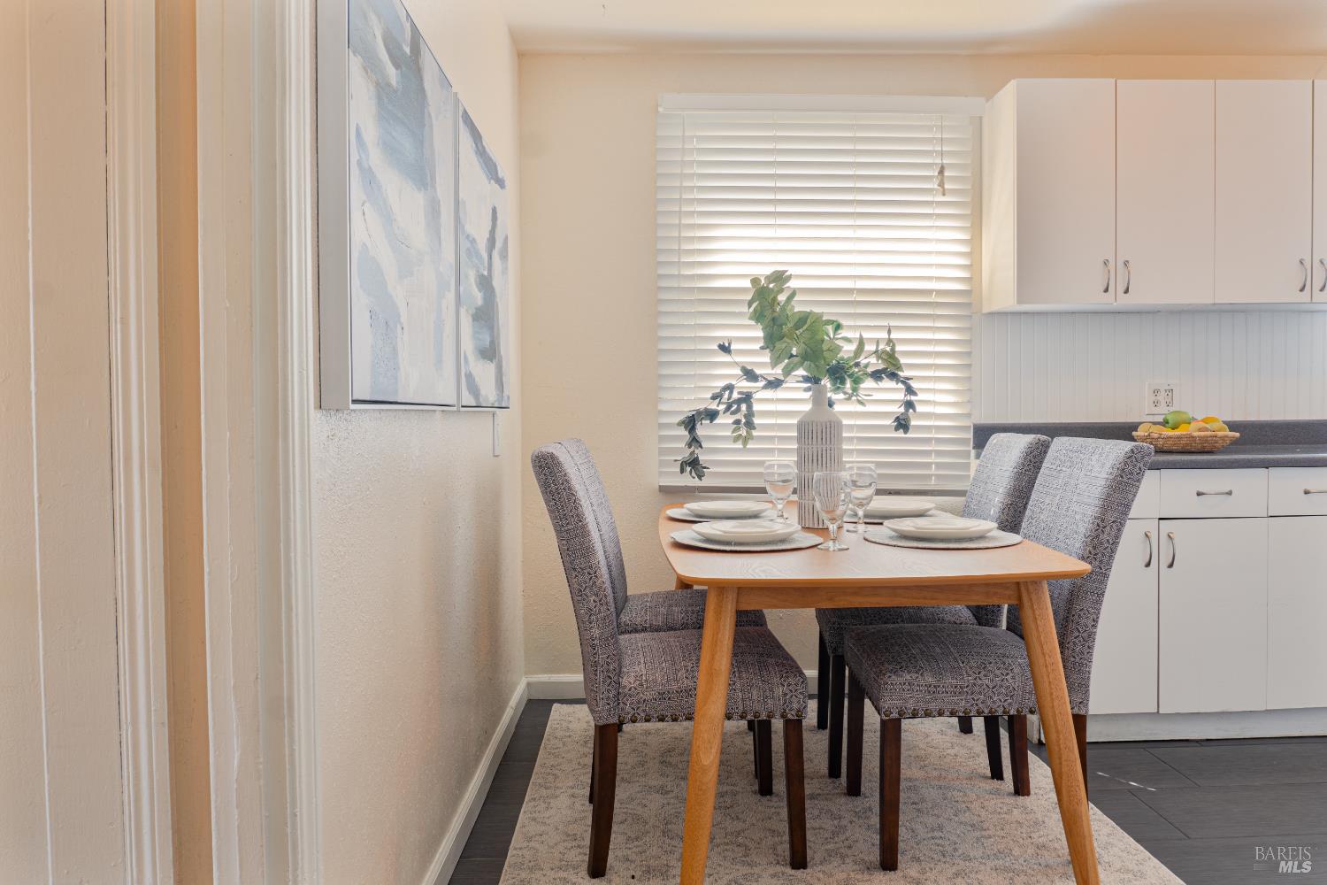 Detail Gallery Image 15 of 24 For 40 La Cruz Ave, Benicia,  CA 94510 - 3 Beds | 2 Baths