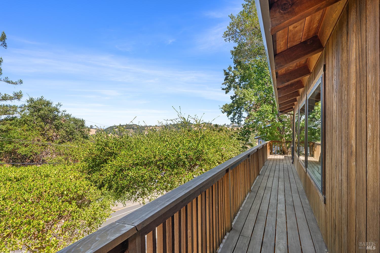 Detail Gallery Image 34 of 37 For 85 Woodside Dr, San Anselmo,  CA 94960 - 3 Beds | 2 Baths