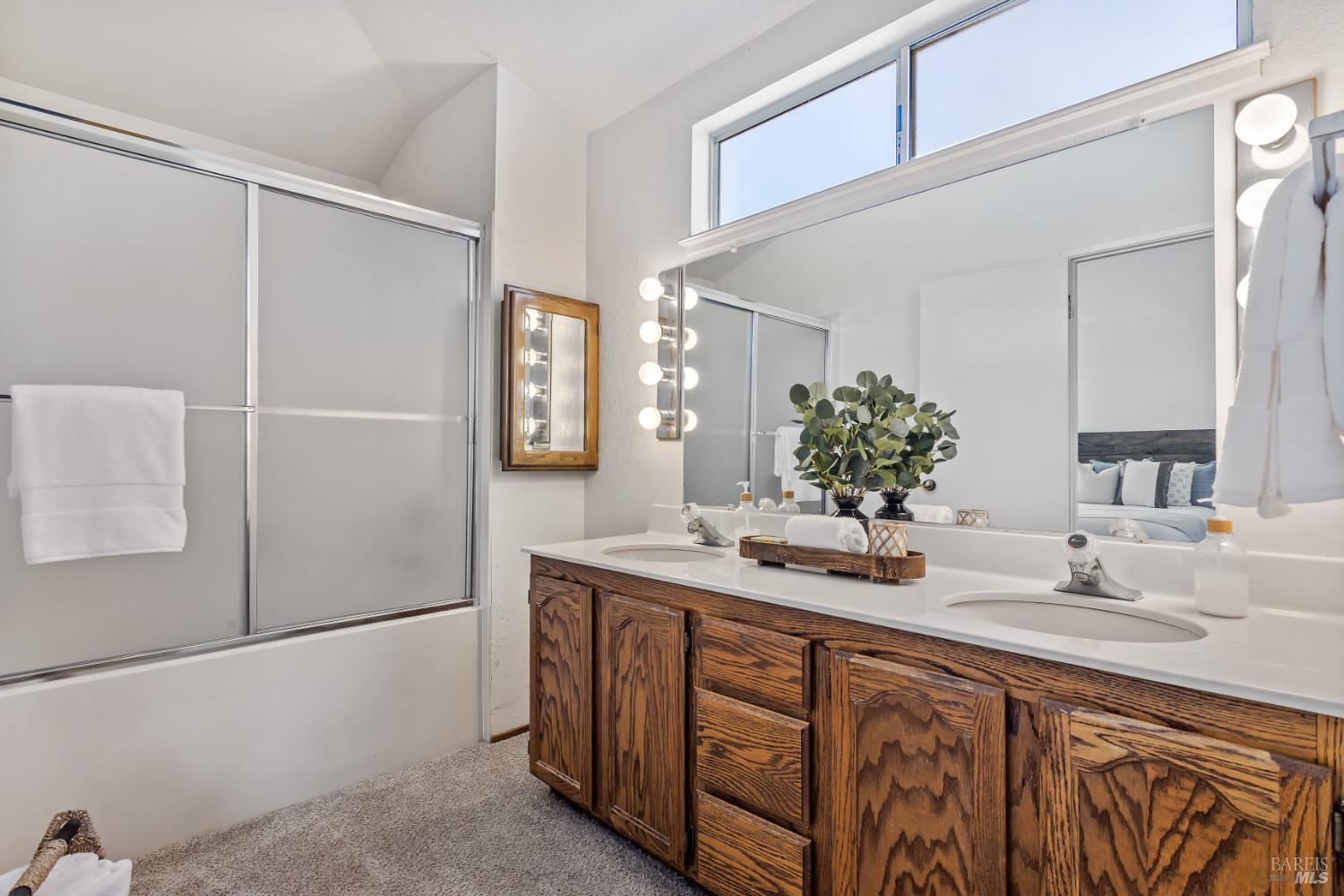 Detail Gallery Image 28 of 45 For 744 Jasmine Ct, Benicia,  CA 94510 - 3 Beds | 2 Baths