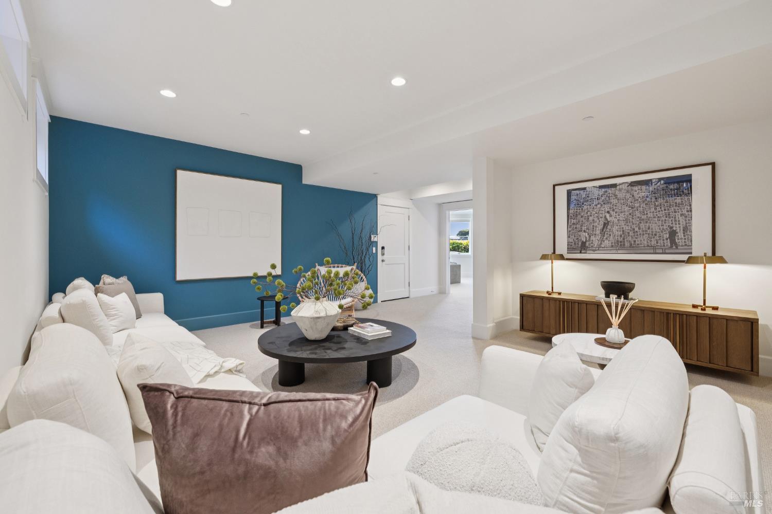 Detail Gallery Image 37 of 46 For 2105 Mar East St, Belvedere Tiburon,  CA 94920 - 5 Beds | 4/1 Baths