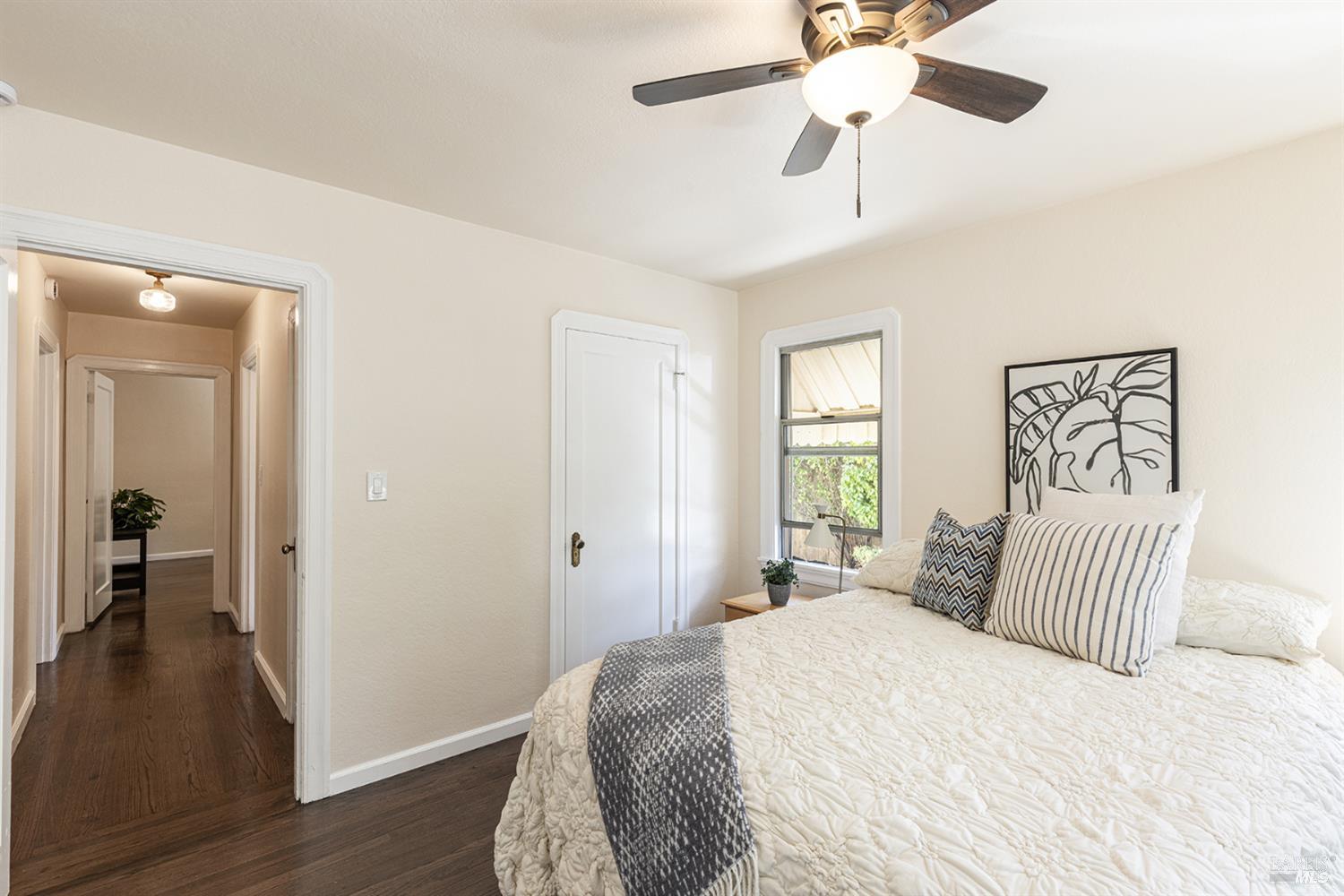 Detail Gallery Image 35 of 45 For 420 Montgomery St, Napa,  CA 94559 - 3 Beds | 2 Baths
