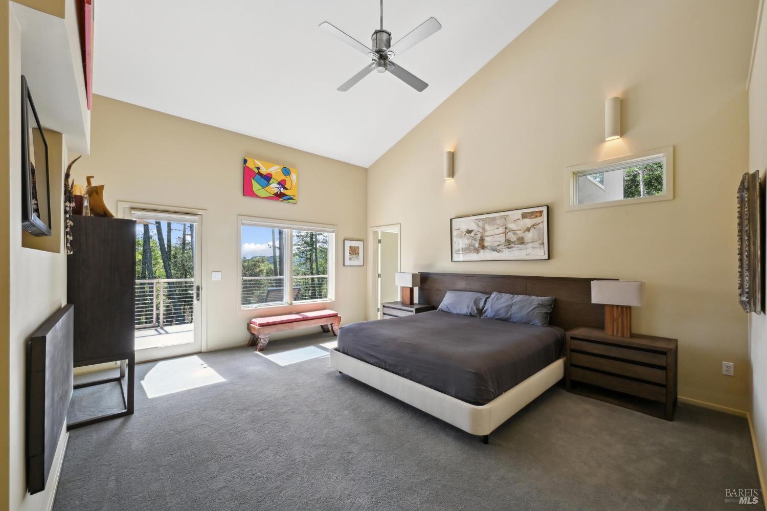 Detail Gallery Image 5 of 83 For 5940 Erland Rd, Santa Rosa,  CA 95404 - 2 Beds | 2/1 Baths