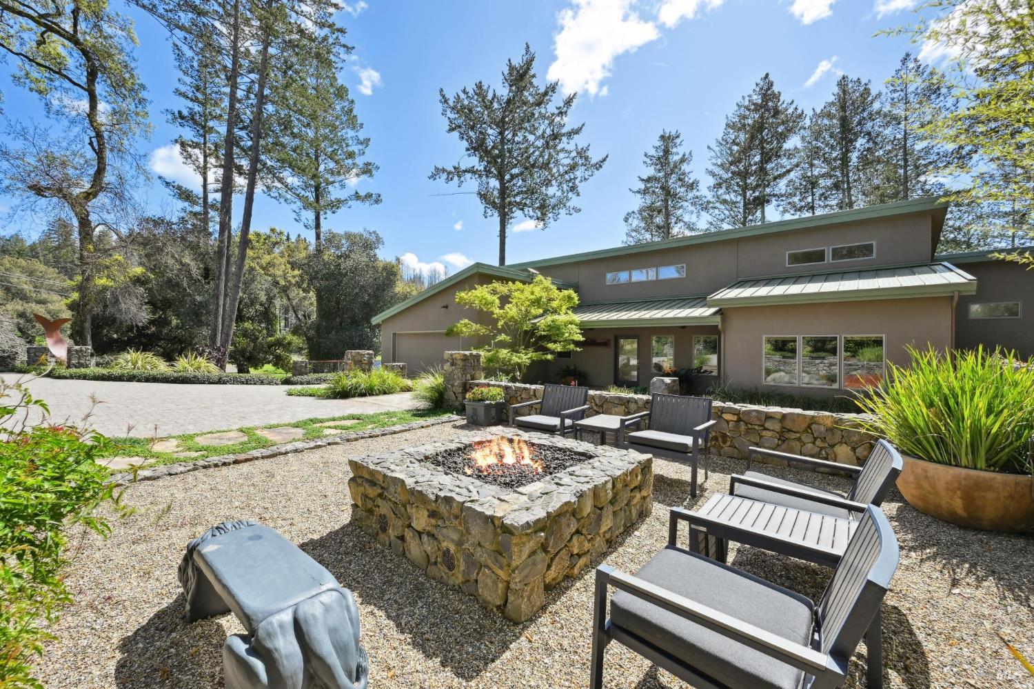 Detail Gallery Image 13 of 83 For 5940 Erland Rd, Santa Rosa,  CA 95404 - 2 Beds | 2/1 Baths