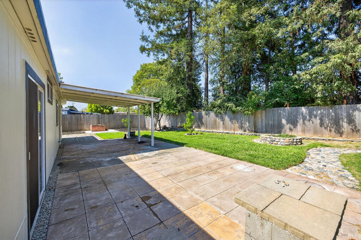 Detail Gallery Image 27 of 32 For 959 San Clemente Dr, Santa Rosa,  CA 95404 - 3 Beds | 2 Baths