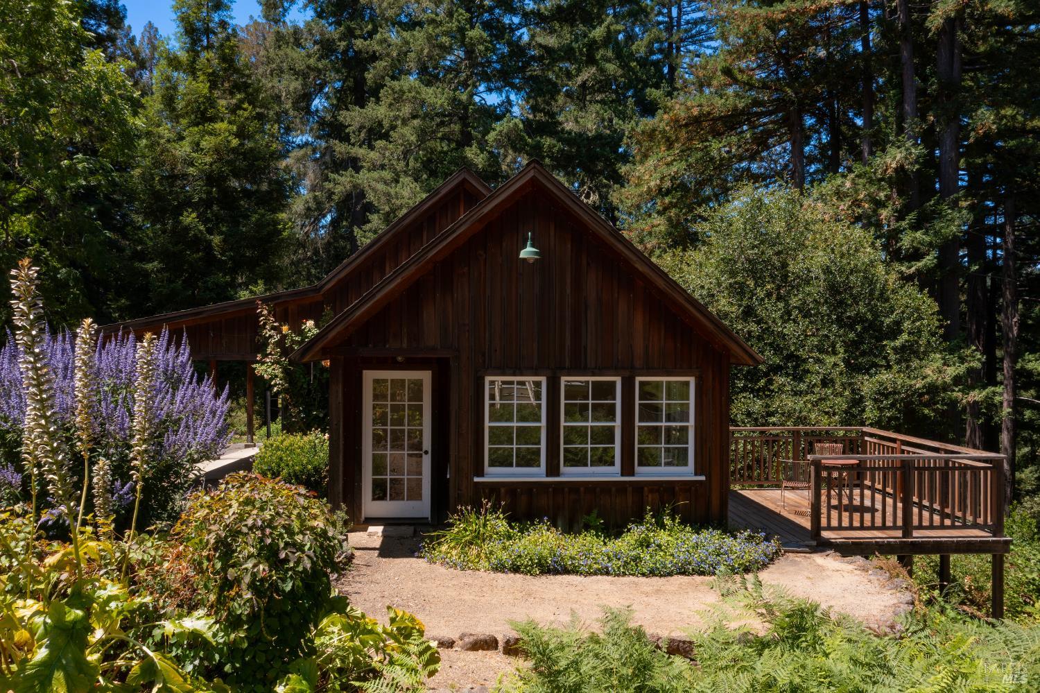 Detail Gallery Image 21 of 78 For 20205 Tumbling Mcd Rd, Philo,  CA 95466 - 4 Beds | 1/1 Baths