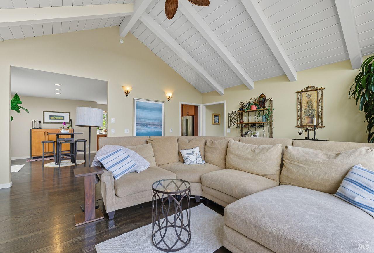 Detail Gallery Image 18 of 63 For 4774 Carissa Ave, Santa Rosa,  CA 95405 - 4 Beds | 2/1 Baths
