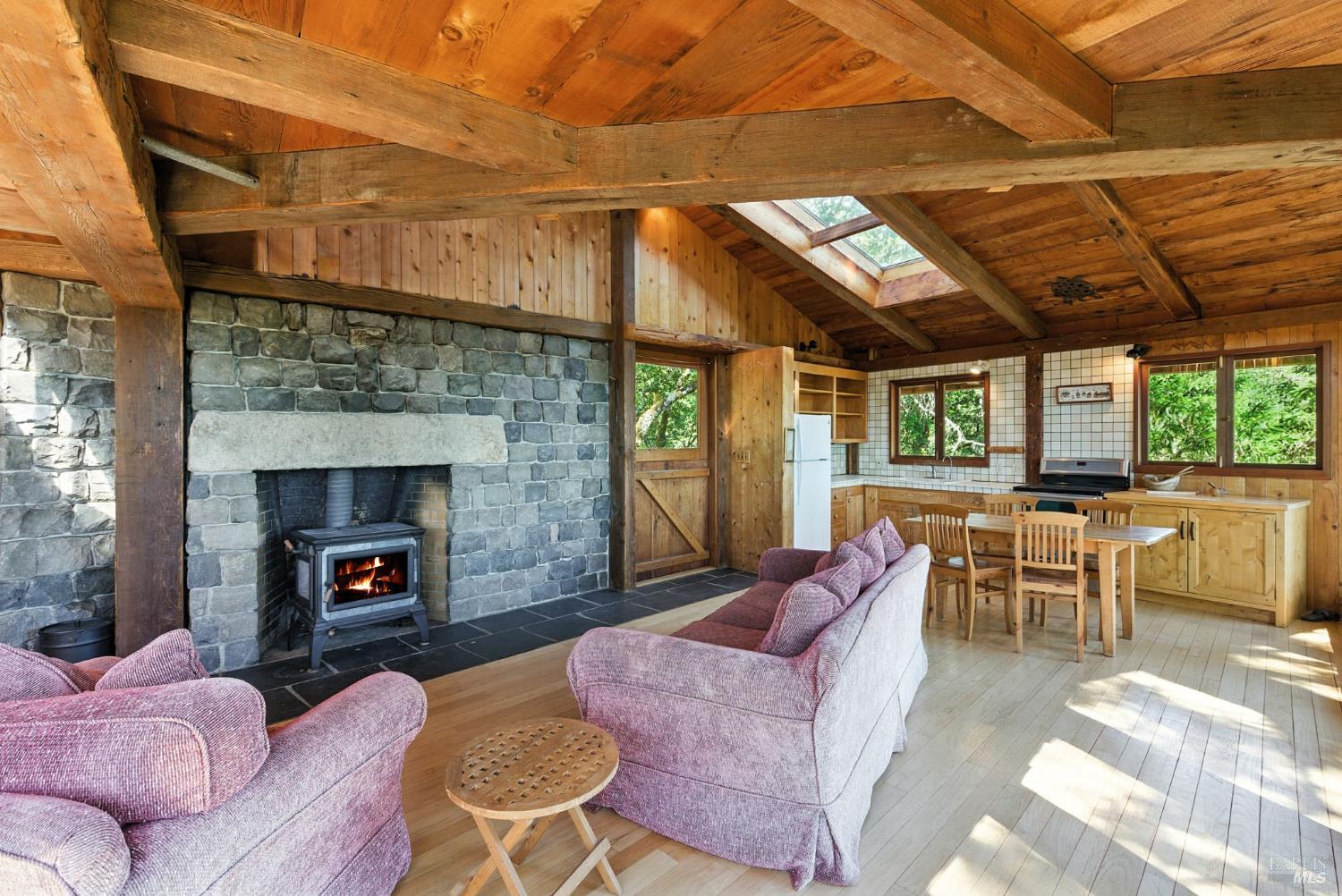 Detail Gallery Image 11 of 37 For 175 Portola Ave, Lagunitas,  CA 94938 - 1 Beds | 1 Baths