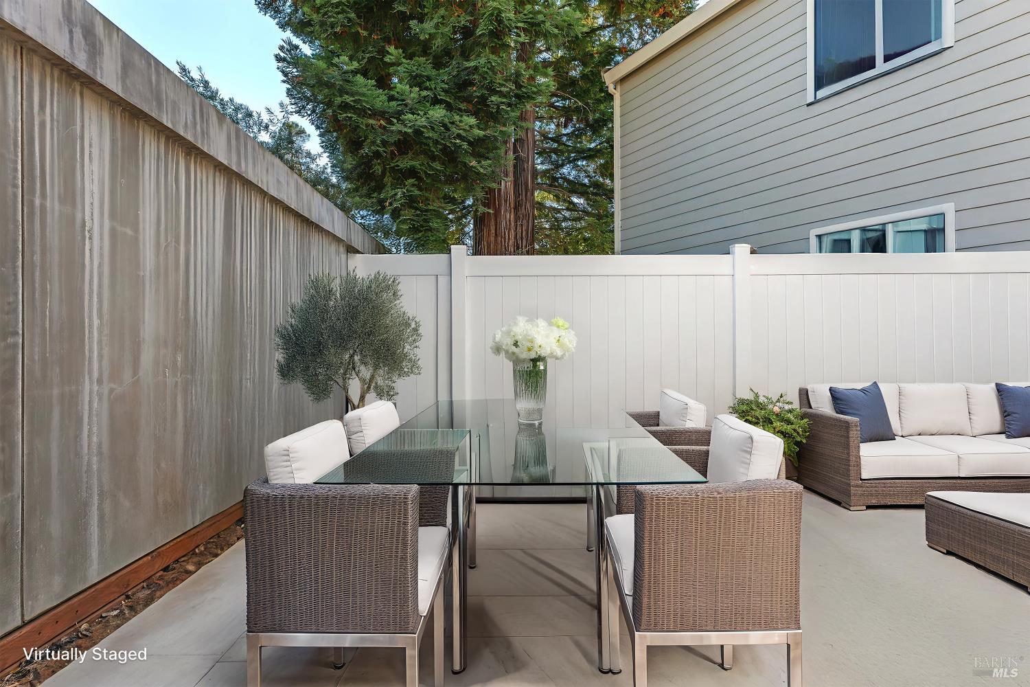 Detail Gallery Image 5 of 55 For 6 Burgundy Way, Yountville,  CA 94599 - – Beds | – Baths