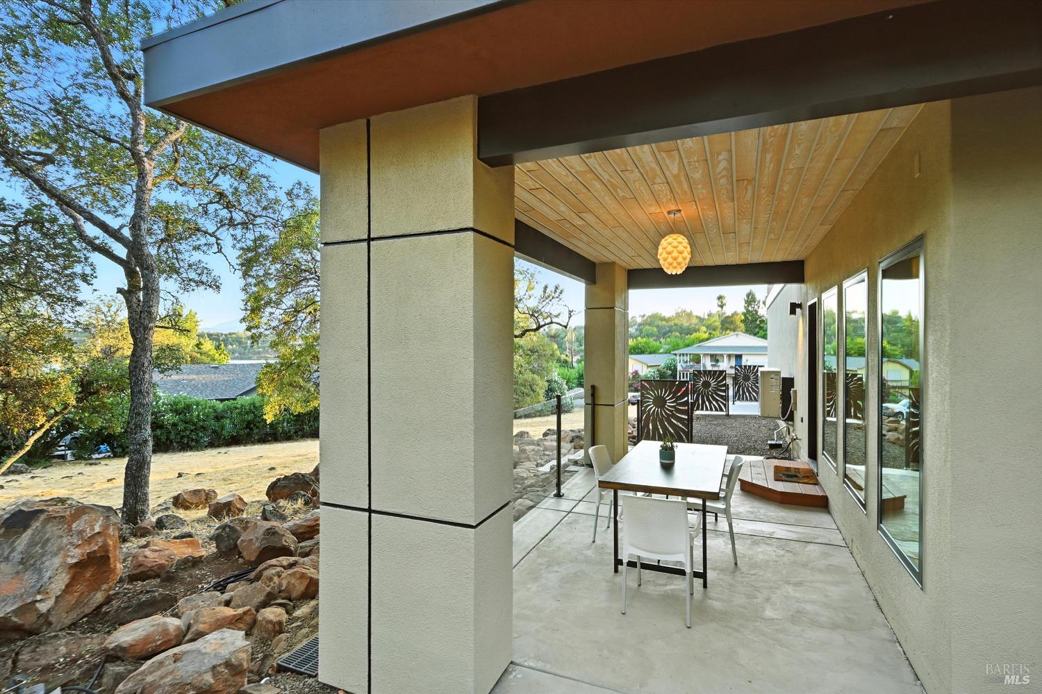 Detail Gallery Image 34 of 35 For 17234 Brookfield Rd, Hidden Valley Lake,  CA 95467 - 3 Beds | 2/1 Baths