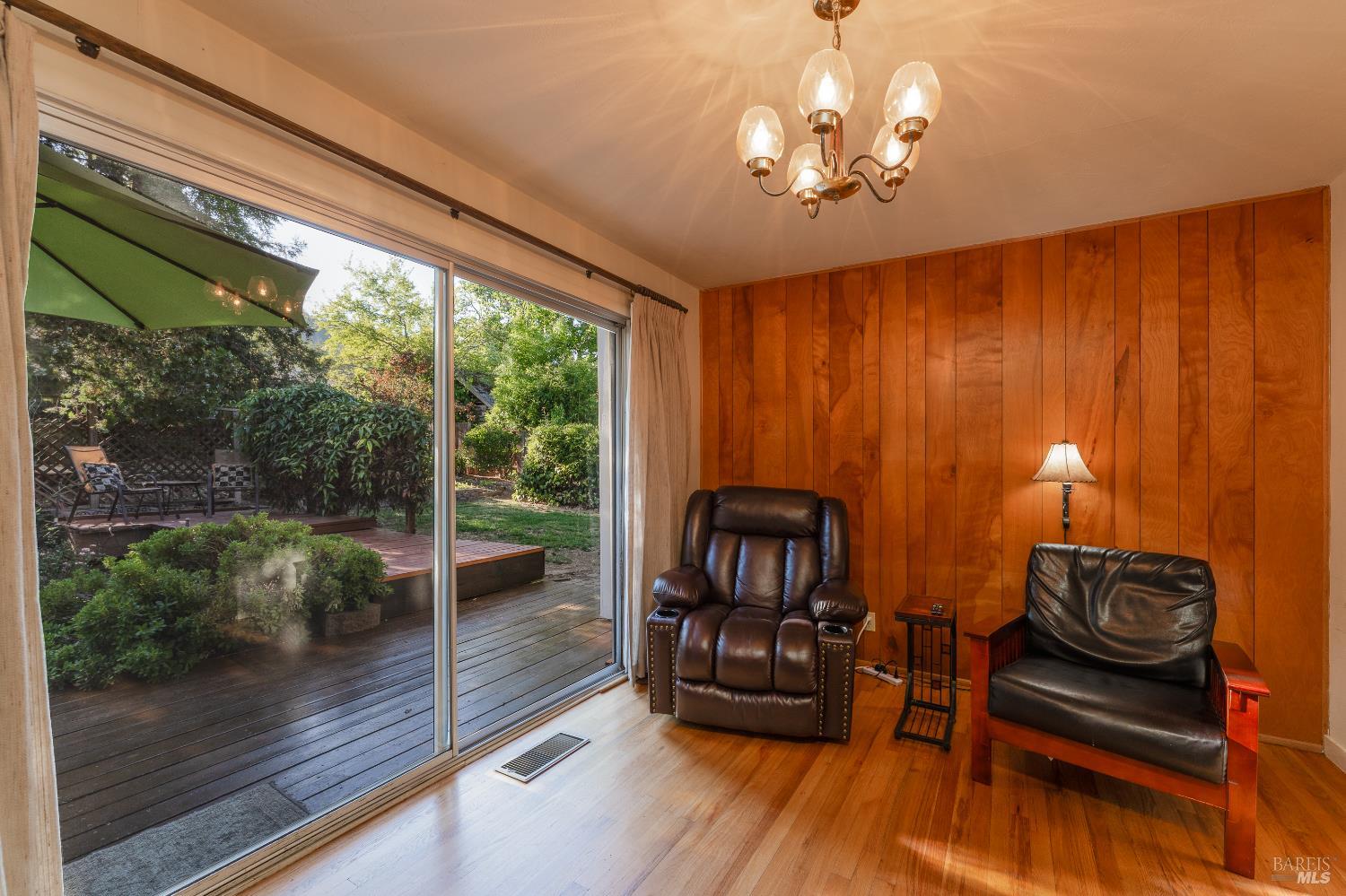 Detail Gallery Image 16 of 27 For 1240 Helen Ave, Ukiah,  CA 95482 - 3 Beds | 2 Baths
